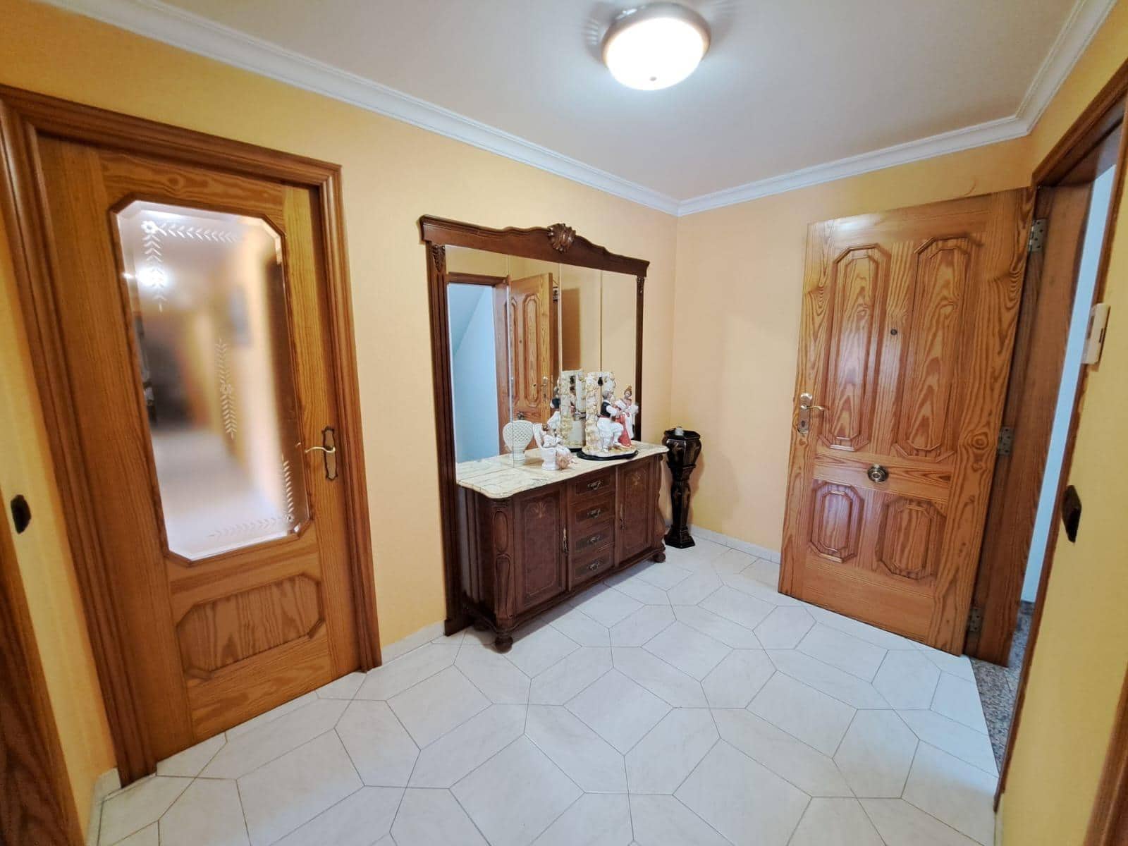 4 sypialnia Dom na sprzedaż w Alzira z garażem - 340 000 € (Ref: 9382808)
