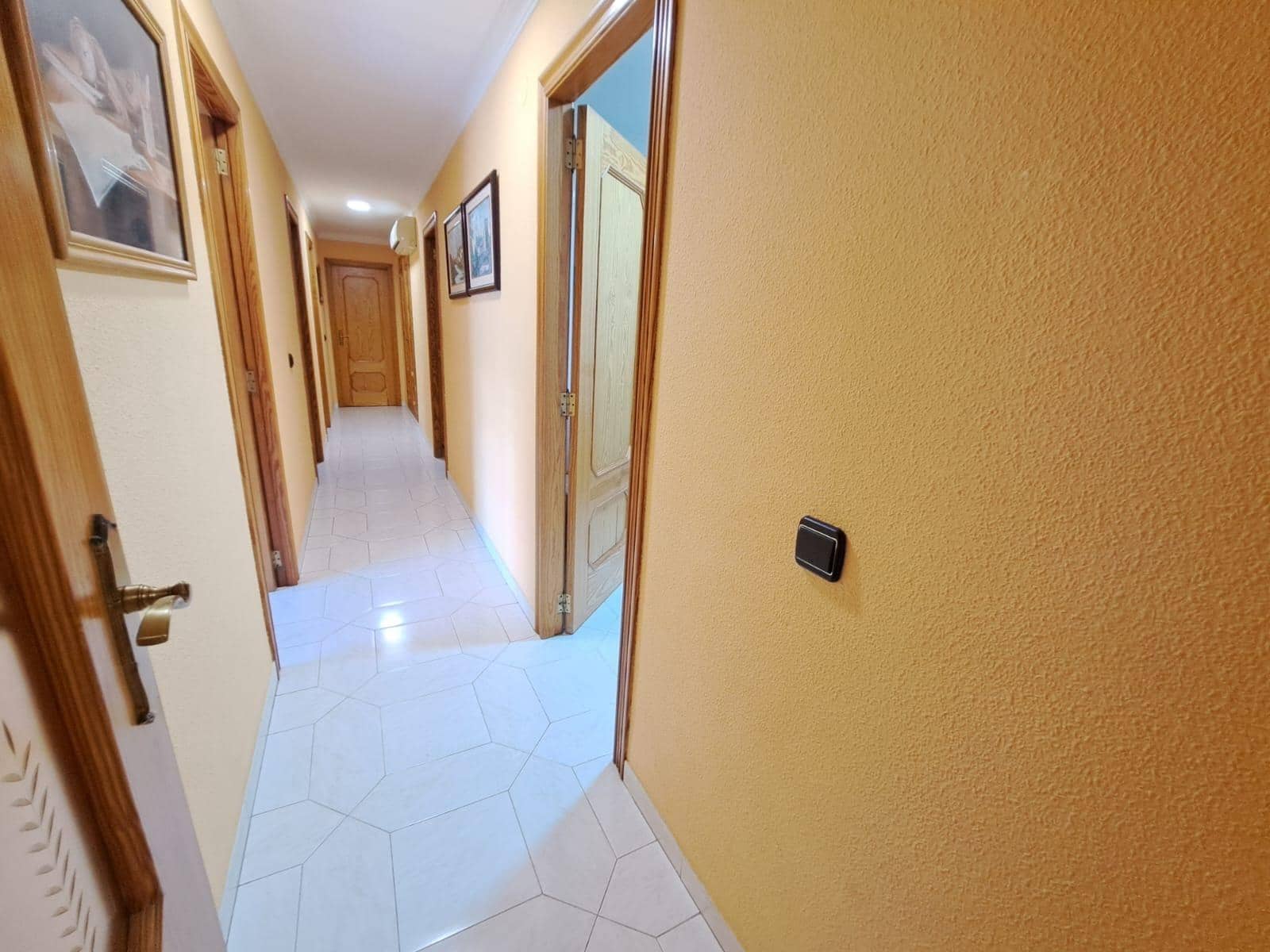 4 sypialnia Dom na sprzedaż w Alzira z garażem - 340 000 € (Ref: 9382808)