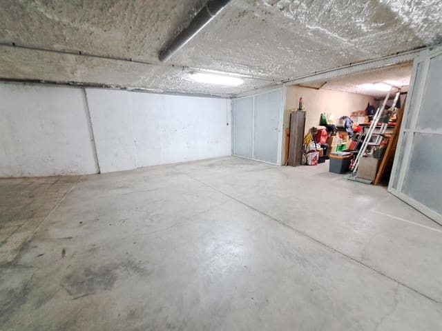 Garage te koop in Alzira - € 25.000 (Ref: 9390775)