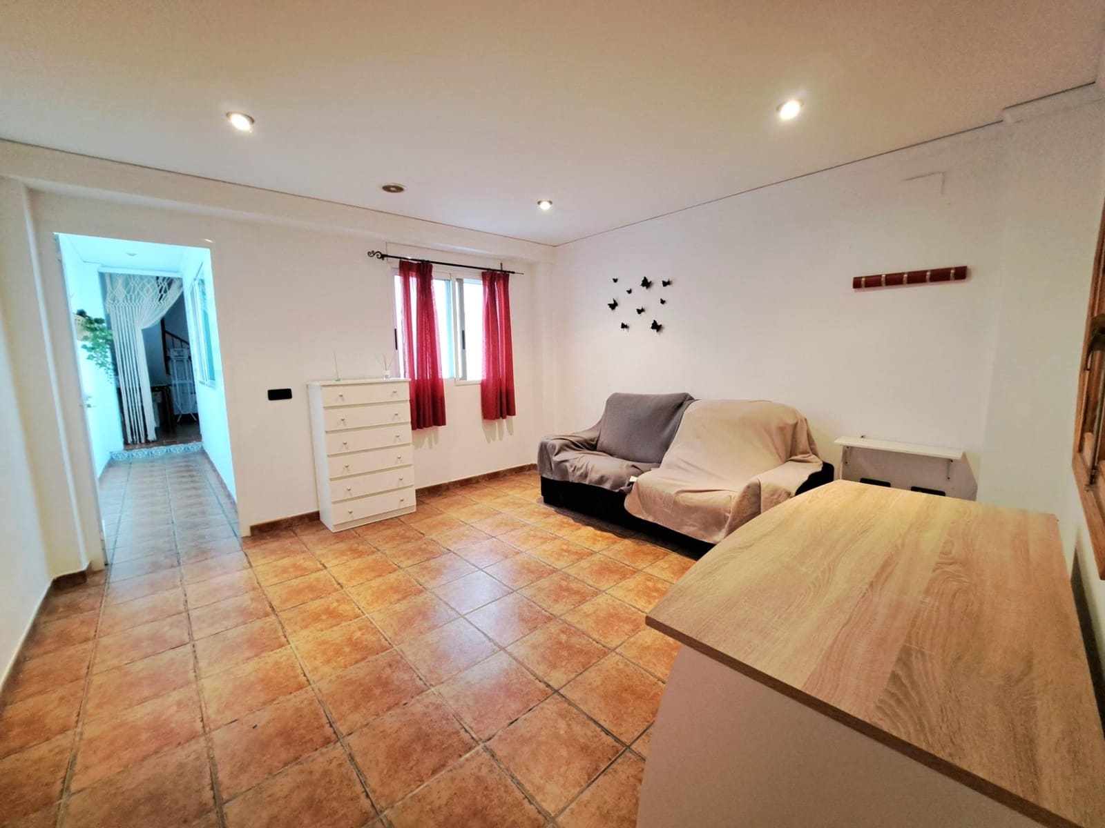 3 soveværelse Byhus til salg i Carcaixent - € 170.000 (Ref: 9390776)