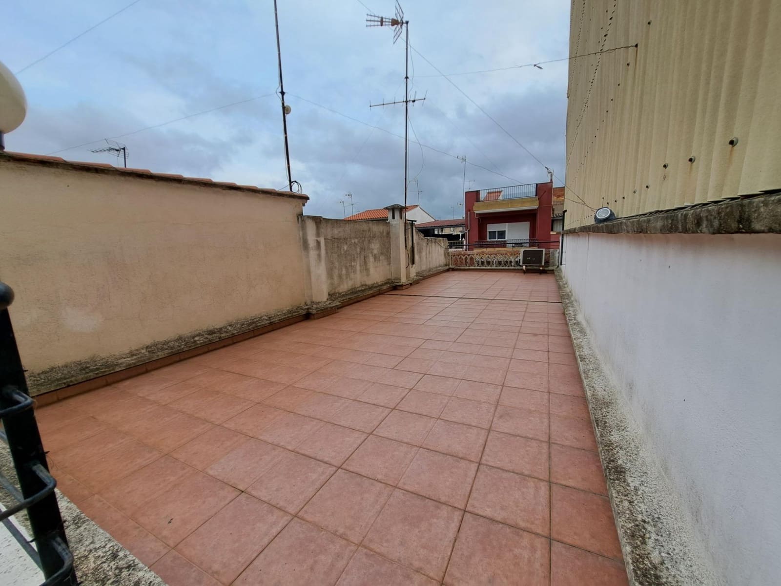 3 soveværelse Byhus til salg i Carcaixent - € 170.000 (Ref: 9390776)