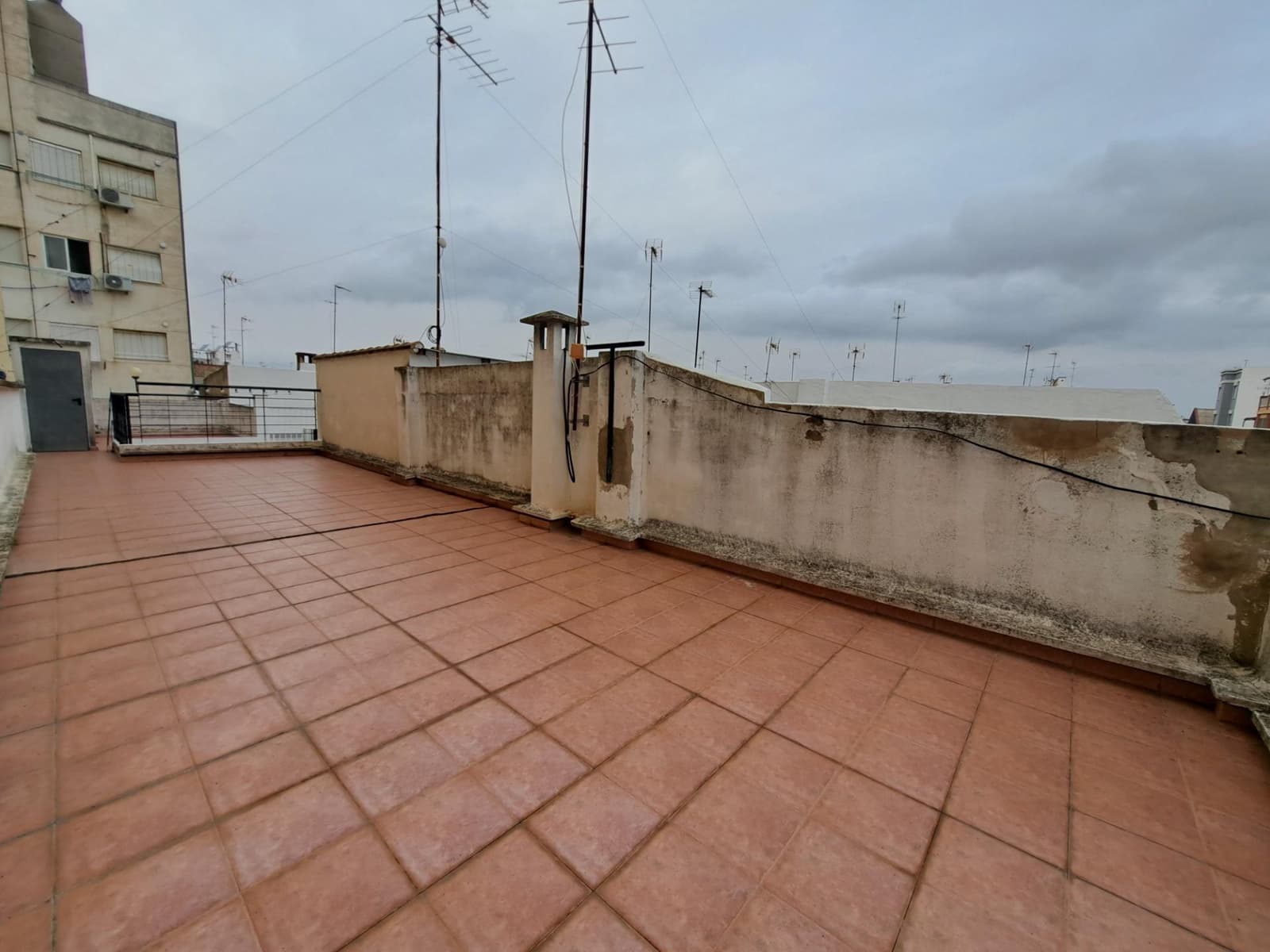 3 soveværelse Byhus til salg i Carcaixent - € 170.000 (Ref: 9390776)