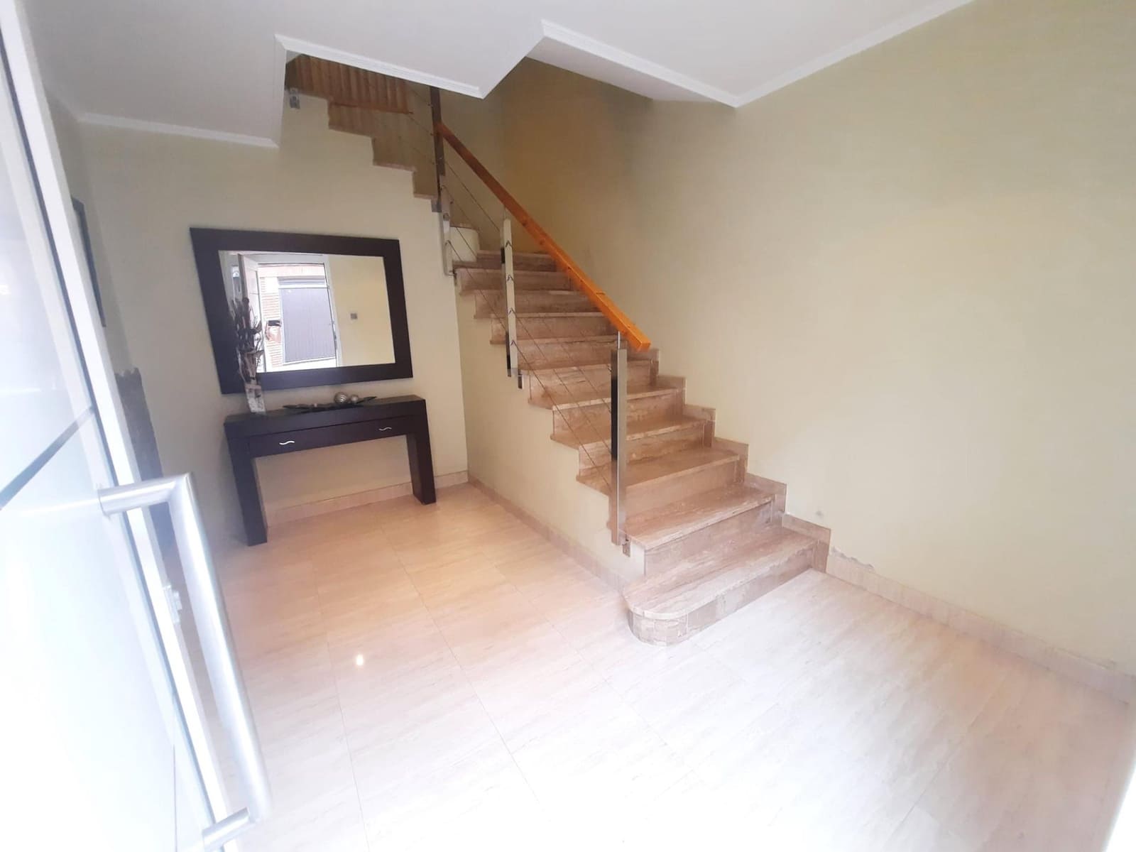 3 soverom Rekkehus til salgs i Alzira med garasje - € 195 000 (Ref: 9403339)