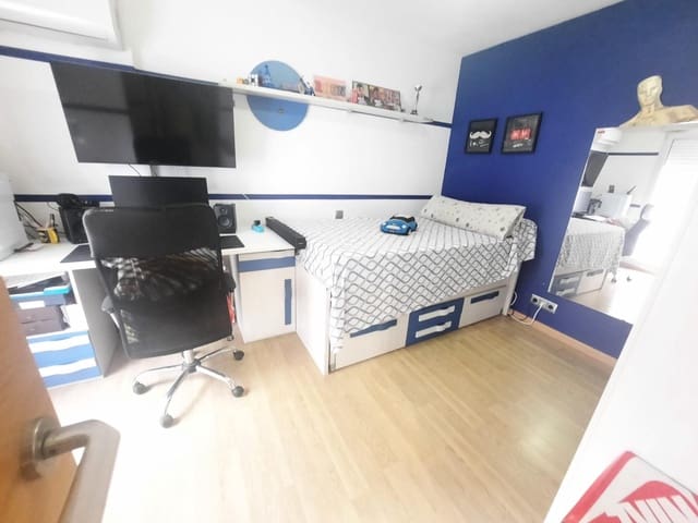 3 sovrum Radhus till salu i Alzira med garage - 195 000 € (Ref: 9403339)