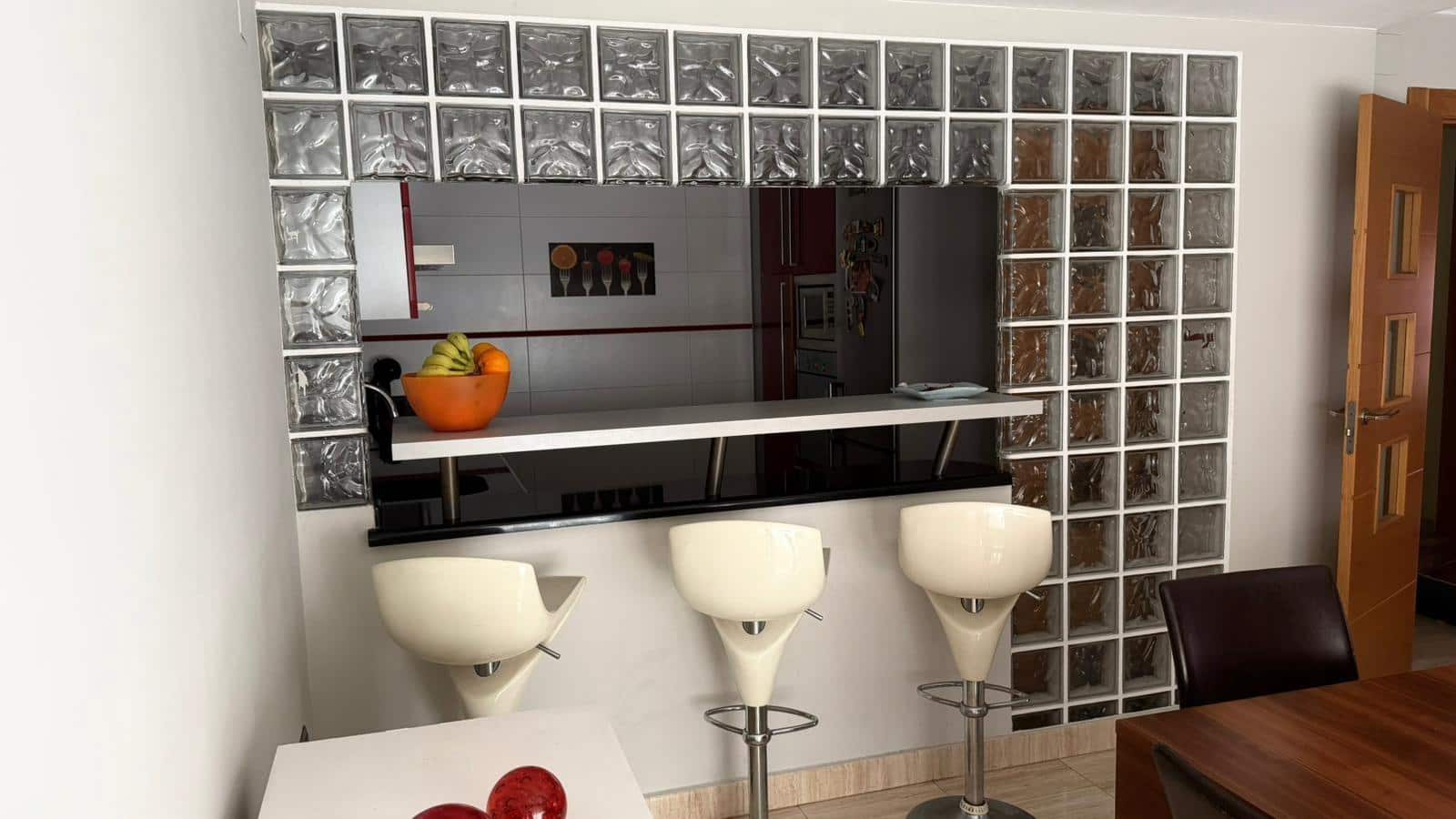 3 makuuhuone Rivitalo myytävänä paikassa Alzira mukana 
autotalli - 195 000 € (Ref: 9403339)