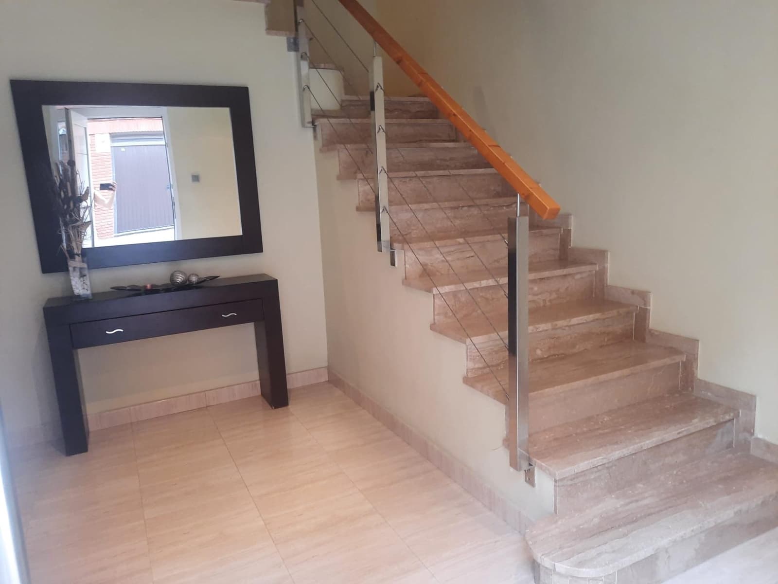 3 makuuhuone Rivitalo myytävänä paikassa Alzira mukana 
autotalli - 195 000 € (Ref: 9403339)