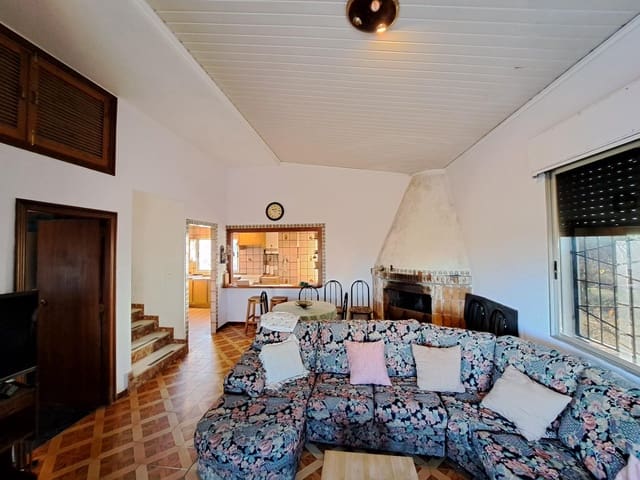 4 soverom Villa til salgs i Alzira med svømmebasseng garasje - € 165 000 (Ref: 9406797)