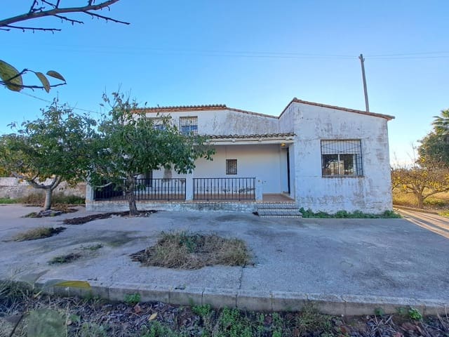 4 soverom Villa til salgs i Alzira med svømmebasseng garasje - € 165 000 (Ref: 9406797)