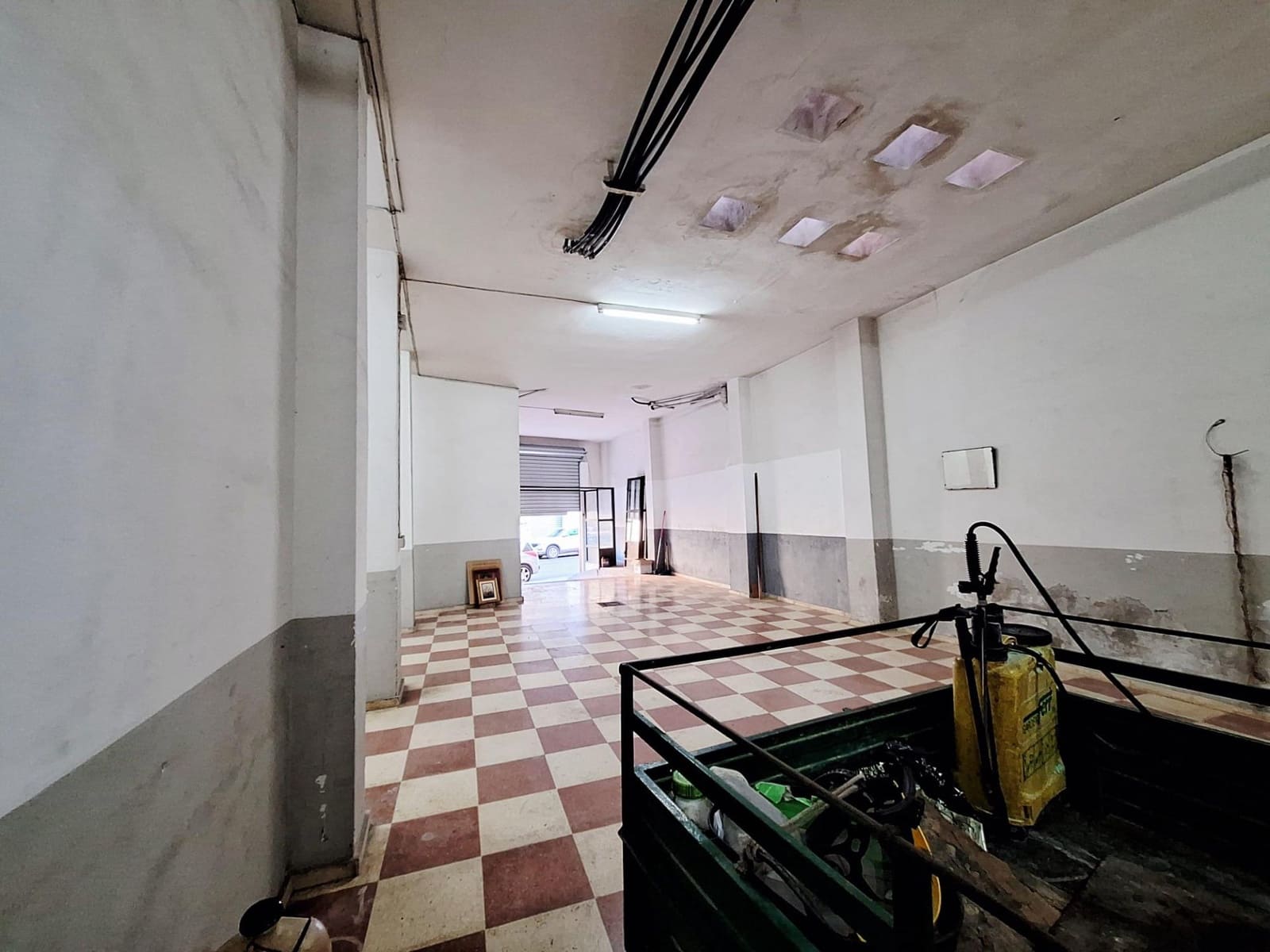 Kaupallinen myytävänä paikassa Carcaixent - 75 000 € (Ref: 9414066)