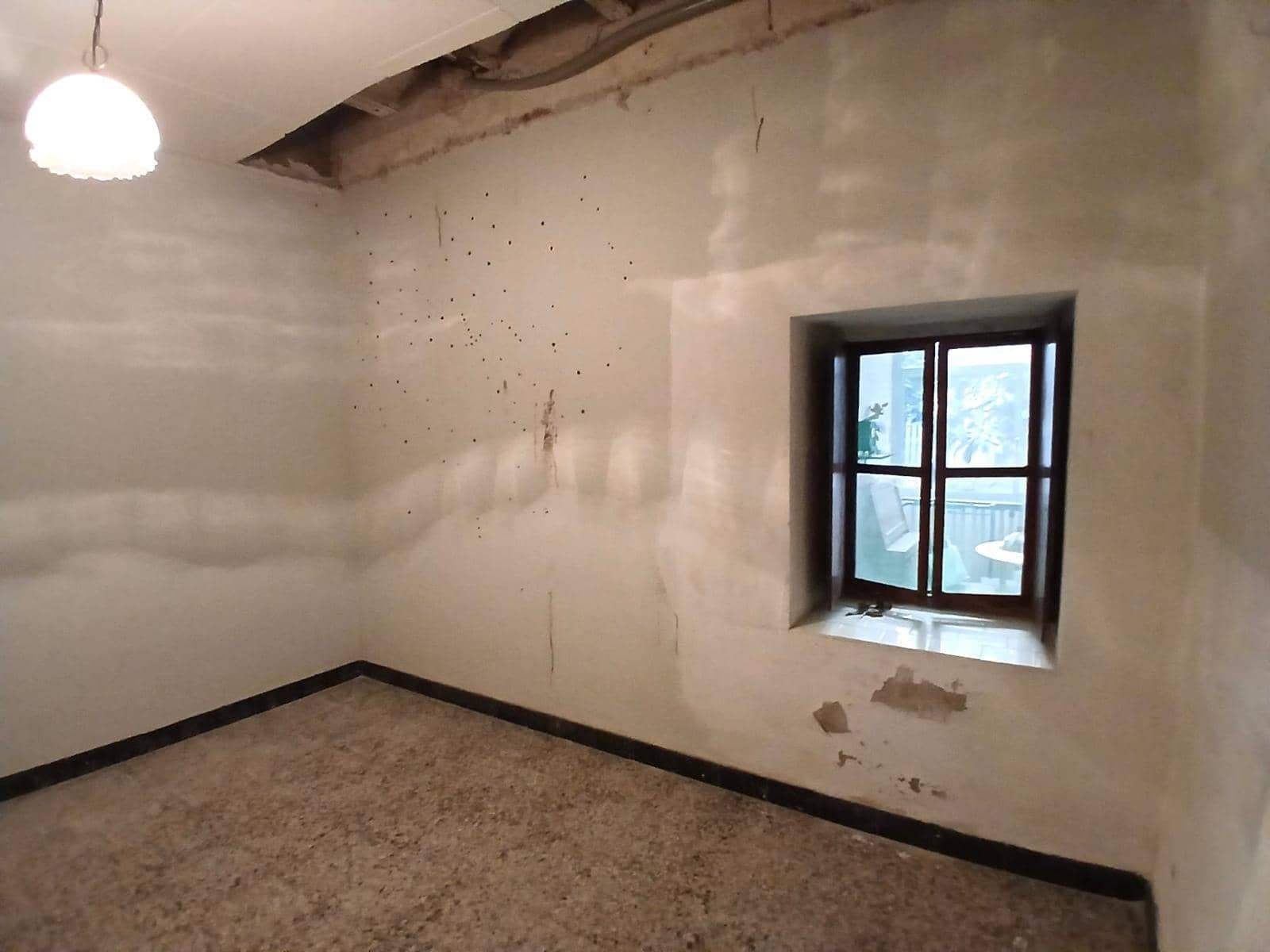 6 soverom Hus til salgs i Carcaixent med garasje - € 150 000 (Ref: 9414067)