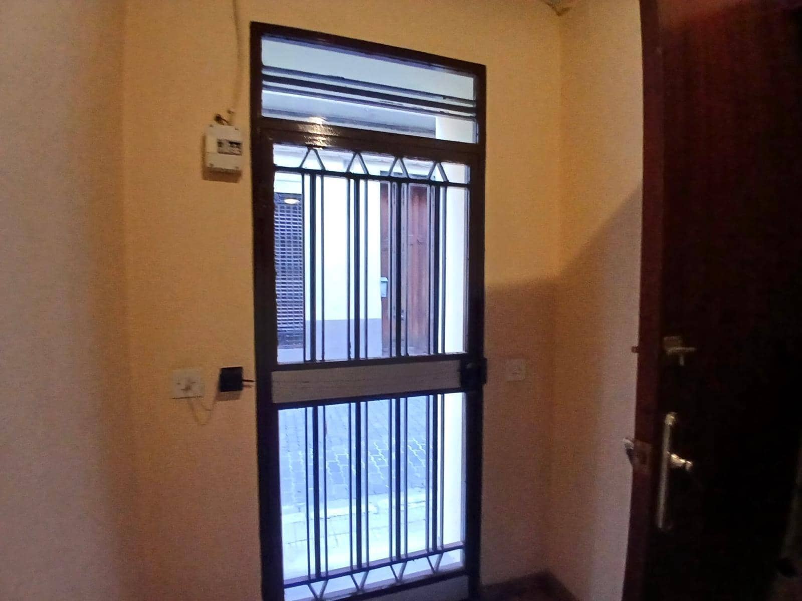 6 soverom Hus til salgs i Carcaixent med garasje - € 150 000 (Ref: 9414067)