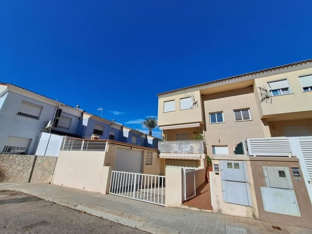 3 sovrum Radhus till salu i Alzira med garage - 275 000 € (Ref: 9415888)