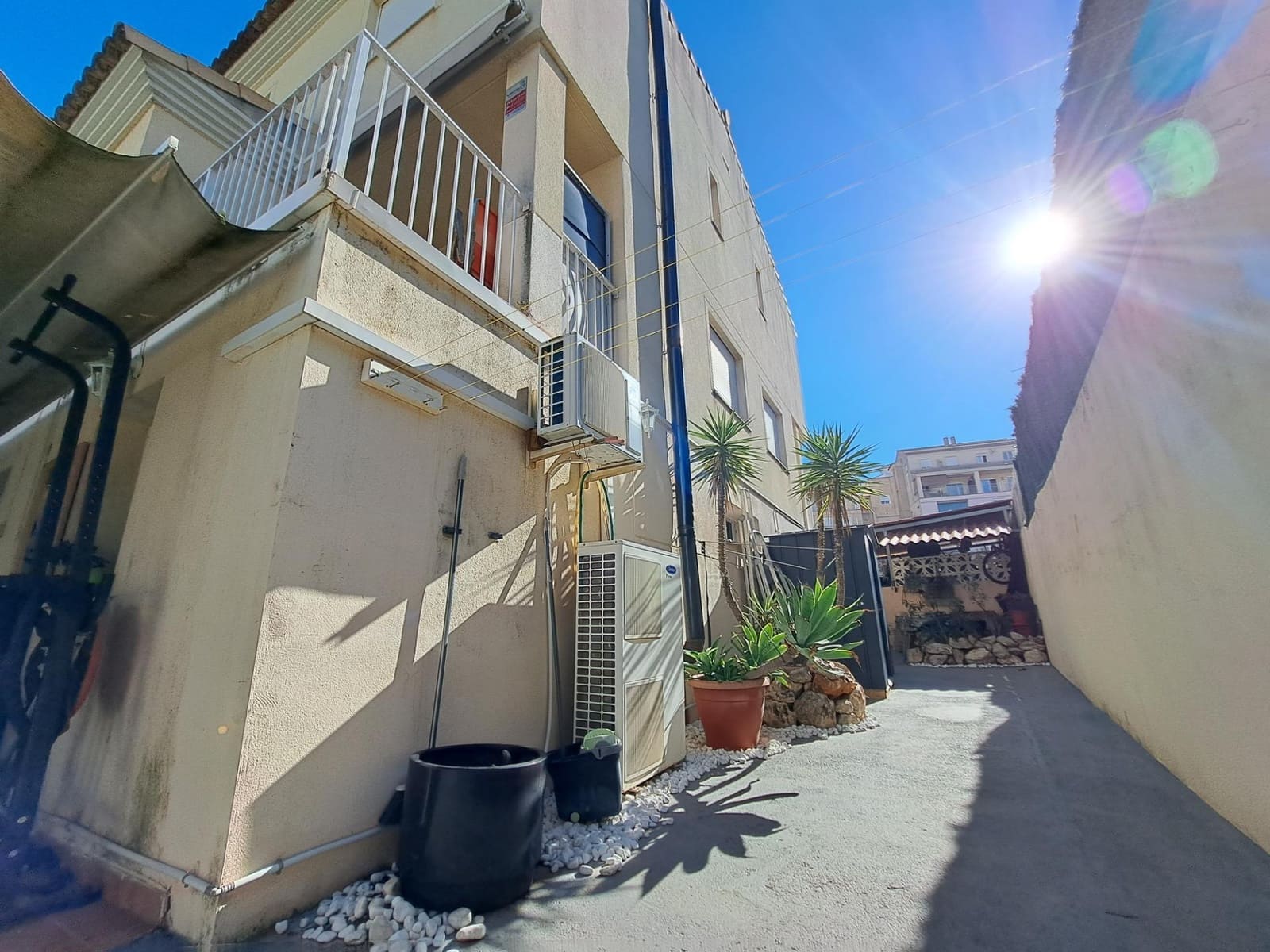 3 sovrum Radhus till salu i Alzira med garage - 275 000 € (Ref: 9415888)