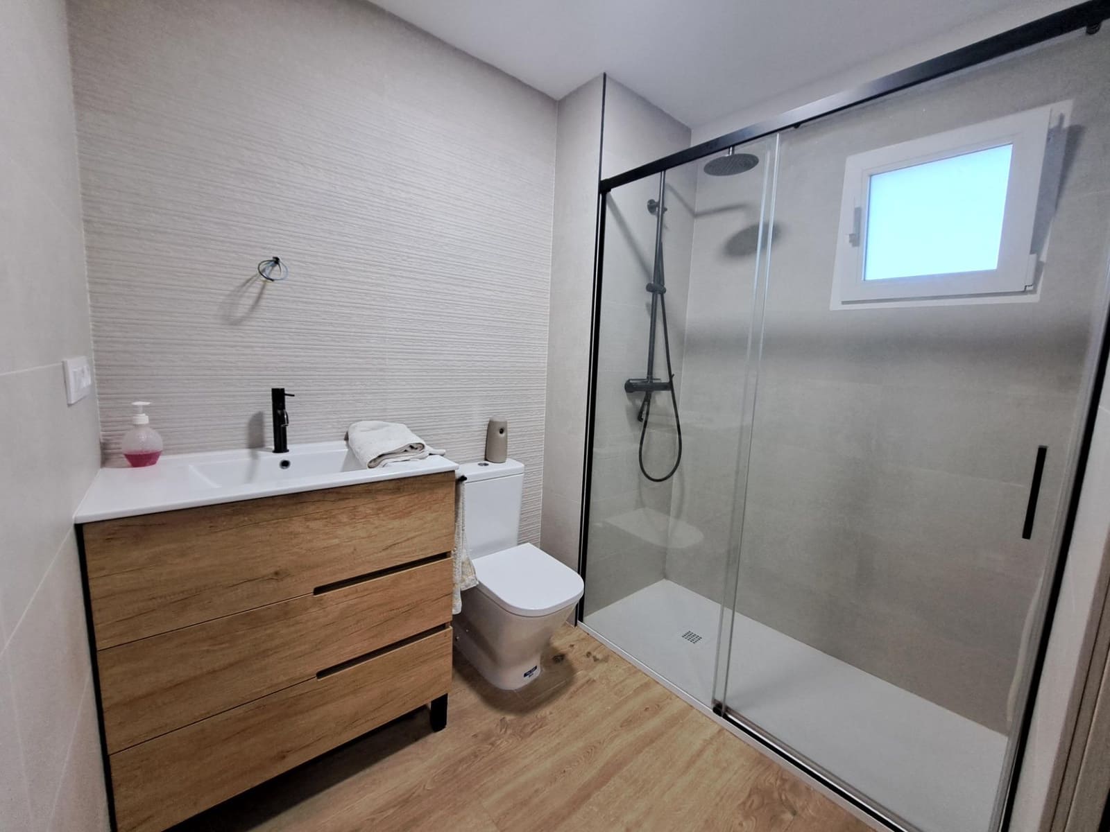 2 bedroom Flat for rent in Alzira - € 750 (Ref: 9422383)