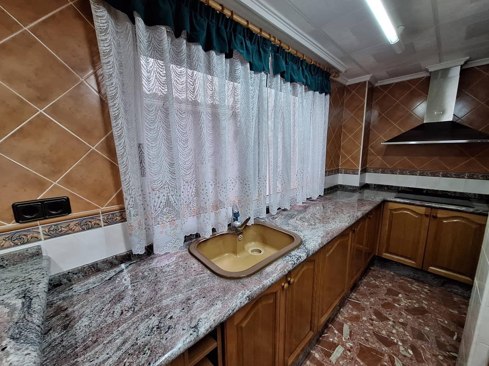 3 soveværelse Lejlighed til salg i Carcaixent - € 139.000 (Ref: 9427156)