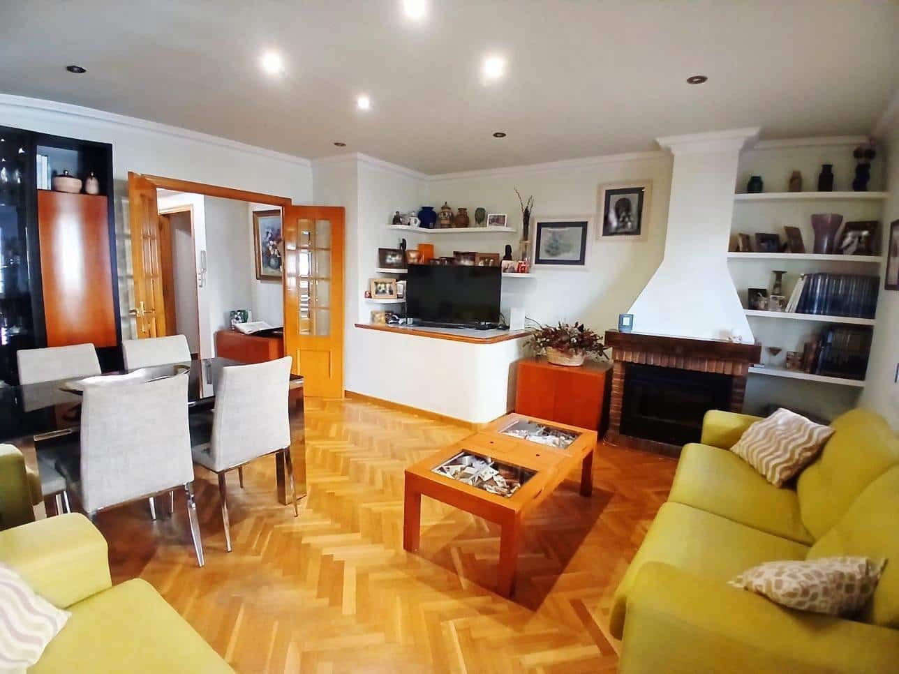 4 sypialnia Dom szeregowy na sprzedaż w Carcaixent - 275 000 € (Ref: 9427157)