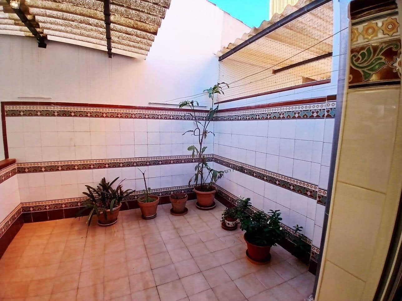 4 sypialnia Dom szeregowy na sprzedaż w Carcaixent - 275 000 € (Ref: 9427157)