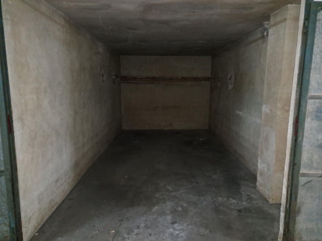 Garagem para venda em Alzira - 12 000 € (Ref: 9427158)