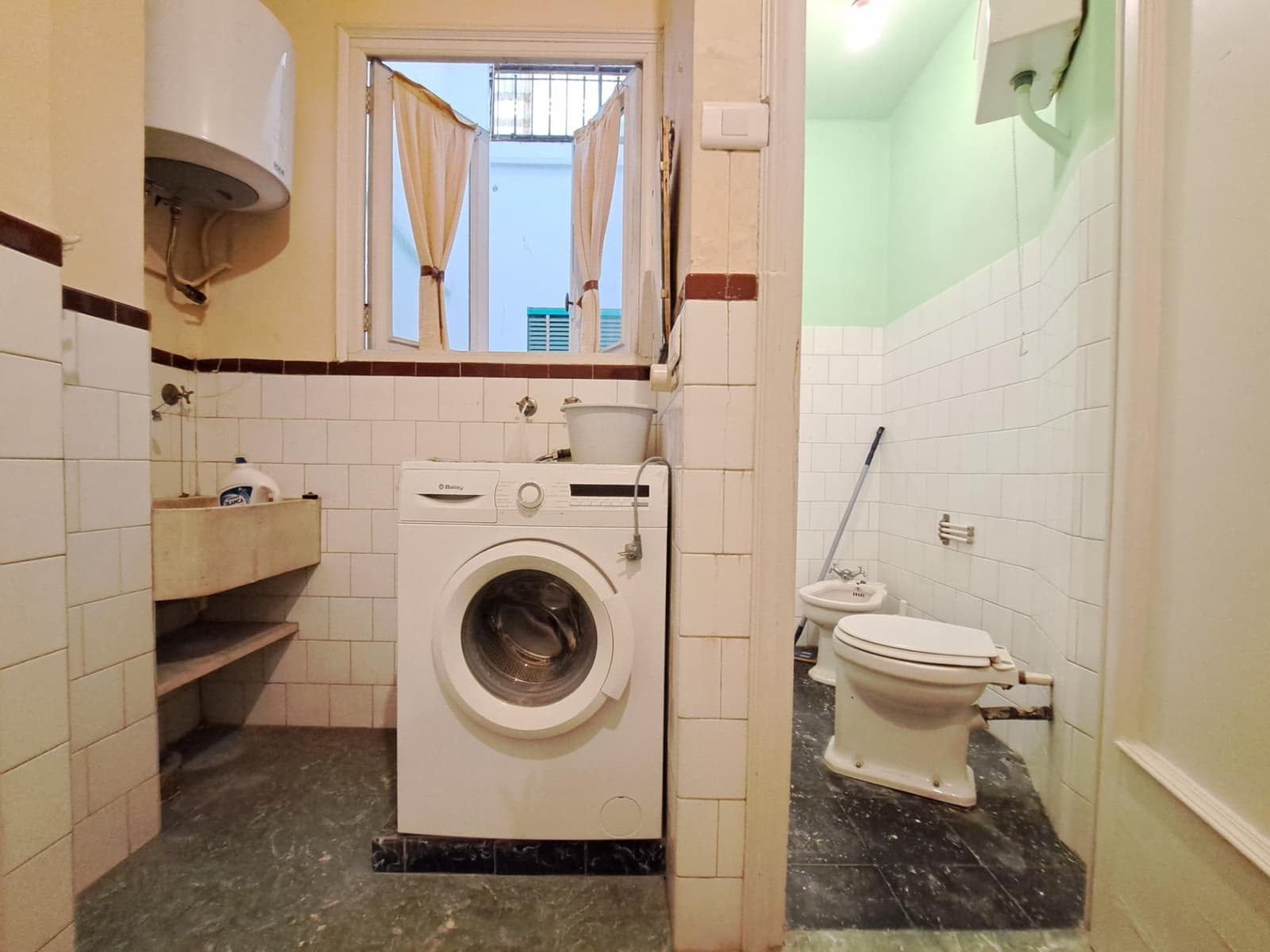 4 sovrum Lägenhet till salu i Alzira - 210 000 € (Ref: 9427159)