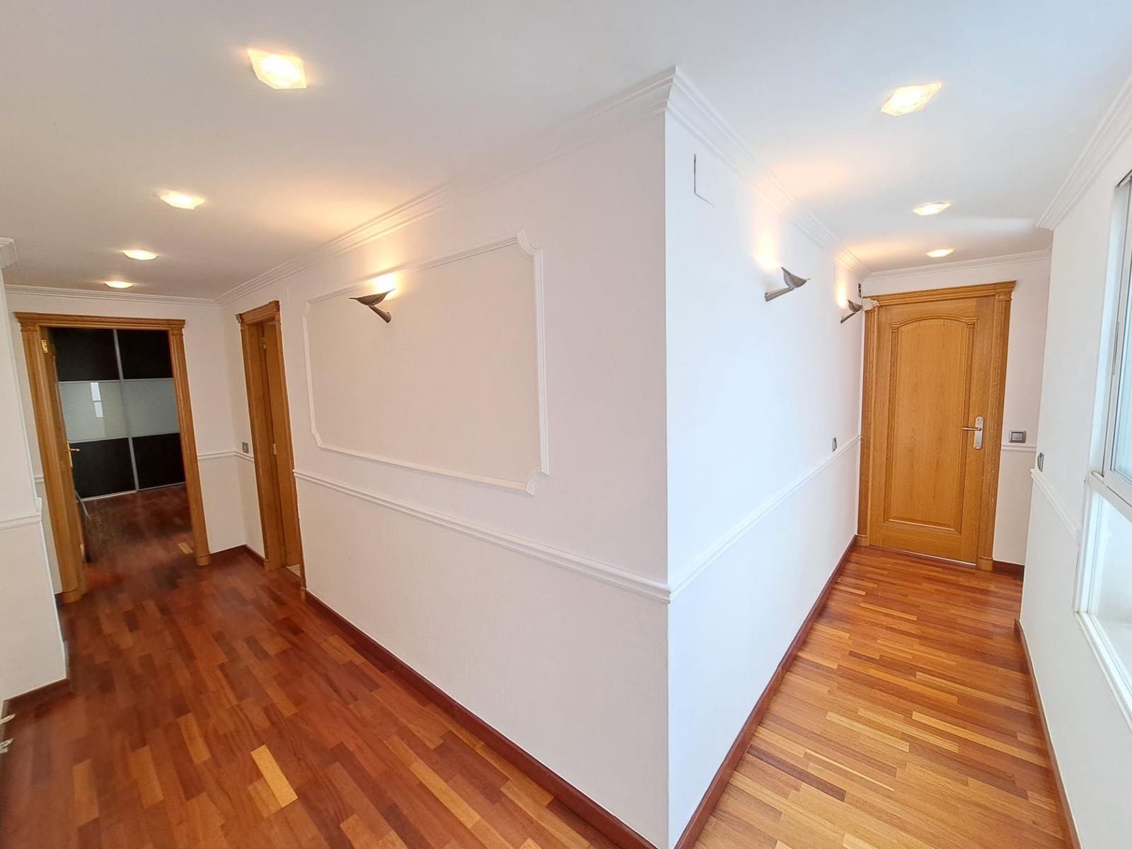 Penthouse de 3 chambres à louer à Alzira avec garage - 1 200 € (Ref: 9431262)