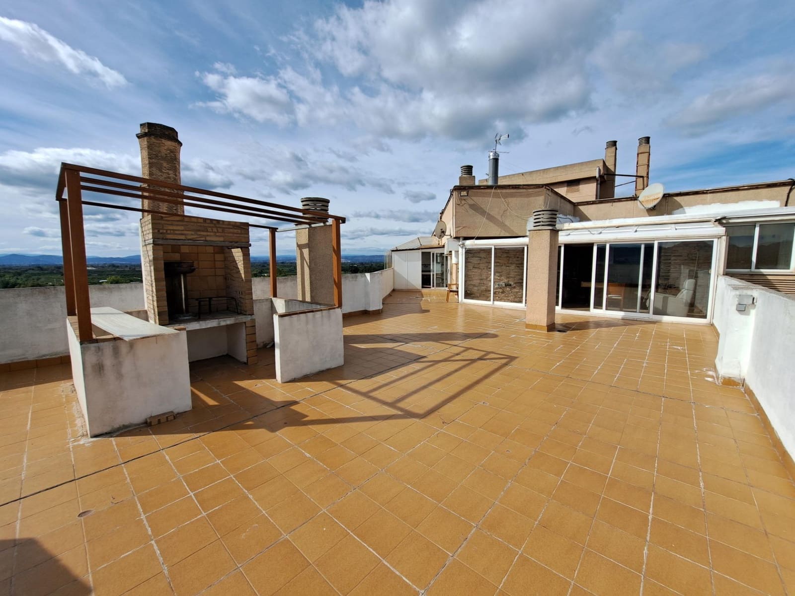 Penthouse de 3 chambres à louer à Alzira avec garage - 1 200 € (Ref: 9431262)