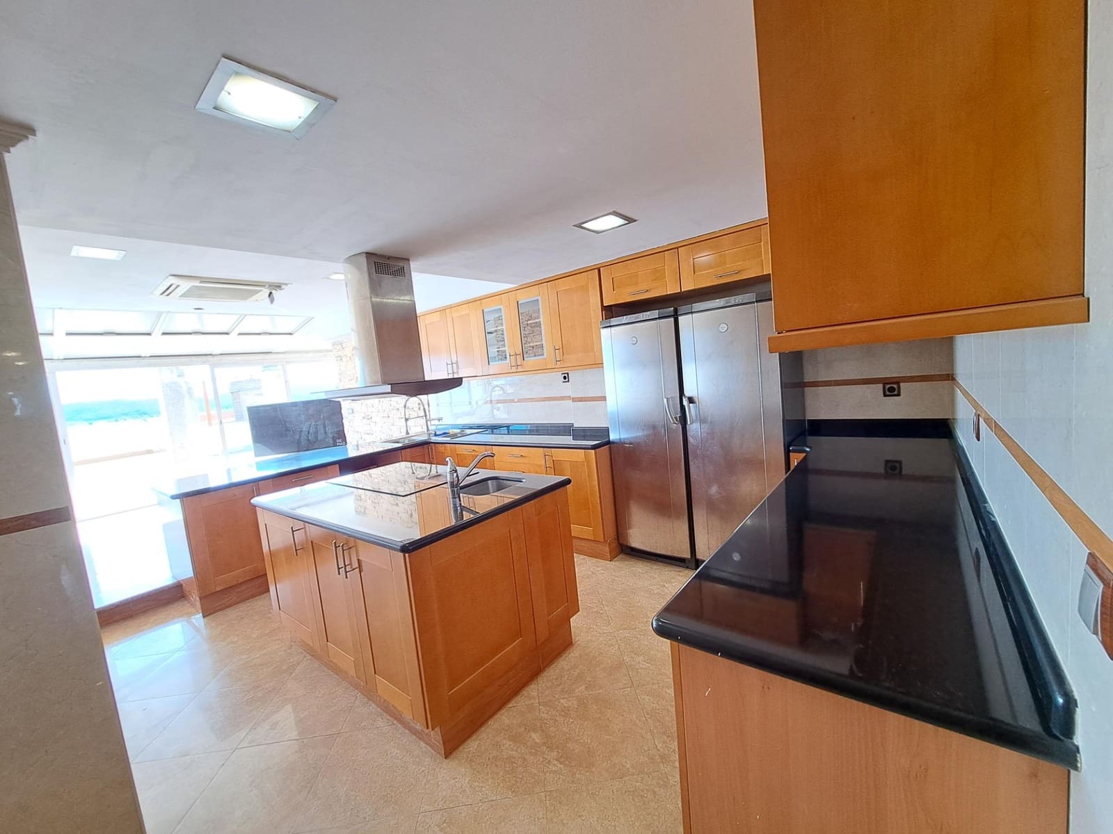 Penthouse de 3 chambres à louer à Alzira avec garage - 1 200 € (Ref: 9431262)