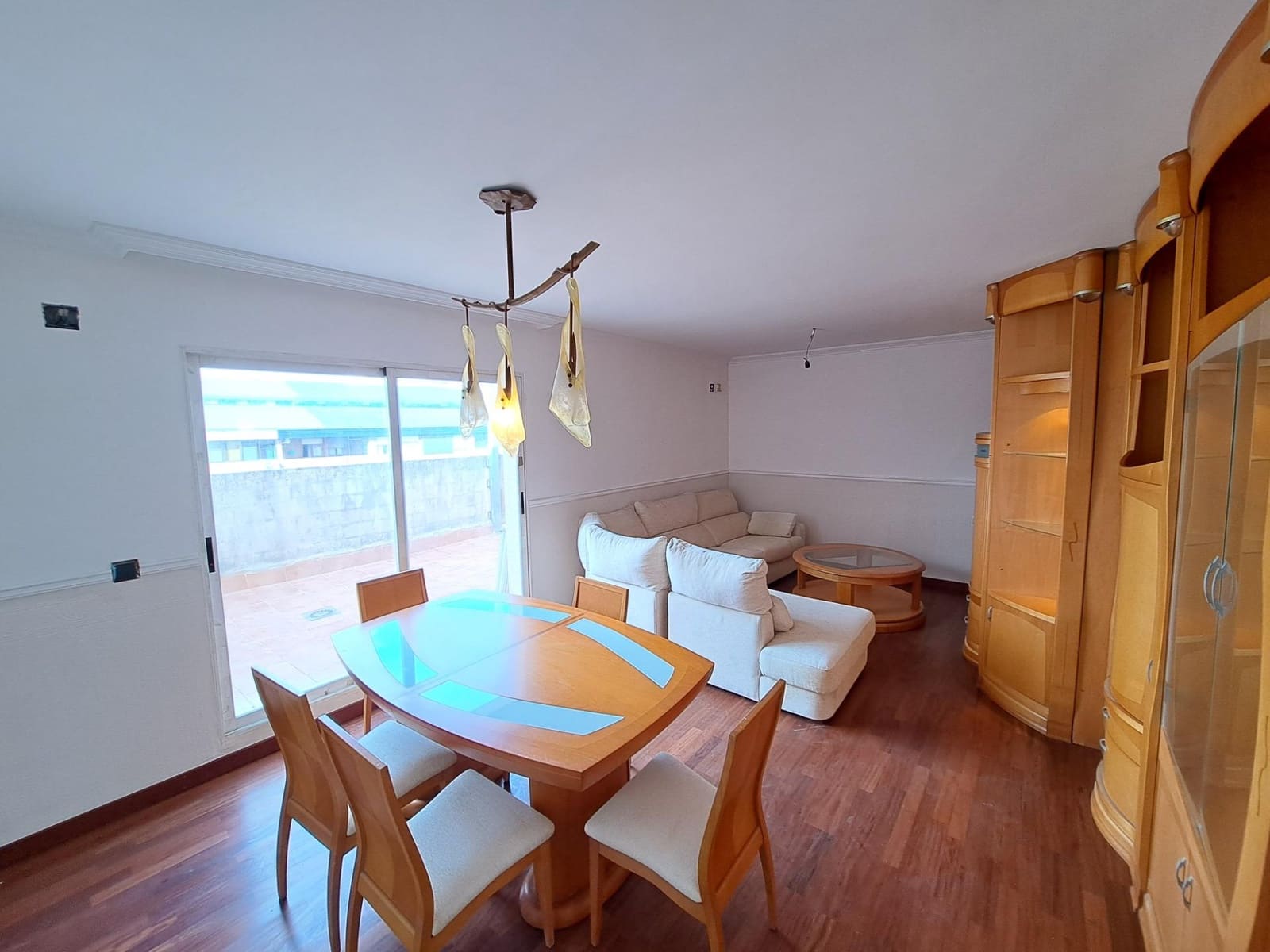 Penthouse de 3 chambres à louer à Alzira avec garage - 1 200 € (Ref: 9431262)
