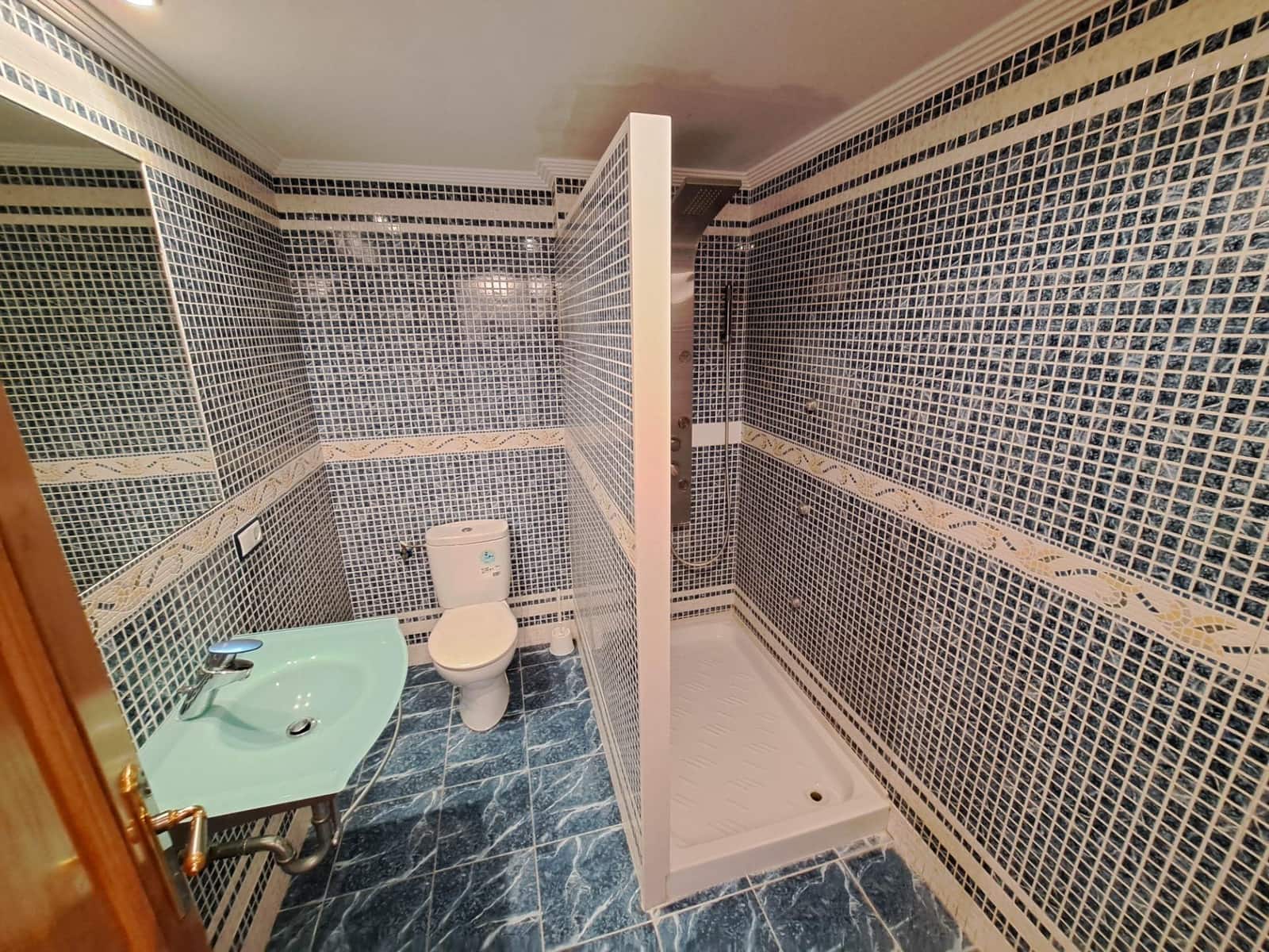 Penthouse de 3 chambres à louer à Alzira avec garage - 1 200 € (Ref: 9431262)