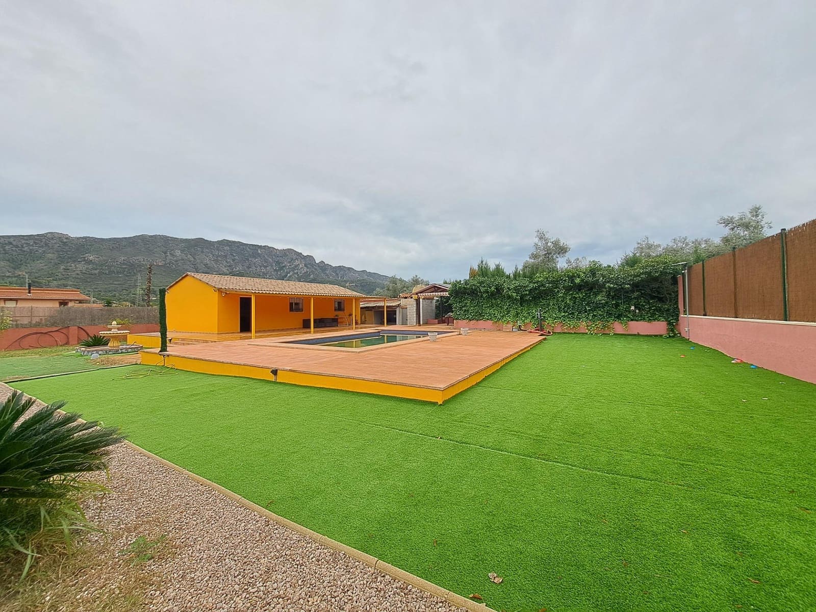 2 soveværelse Villa til salg i Alzira med swimmingpool garage - € 175.000 (Ref: 9437748)