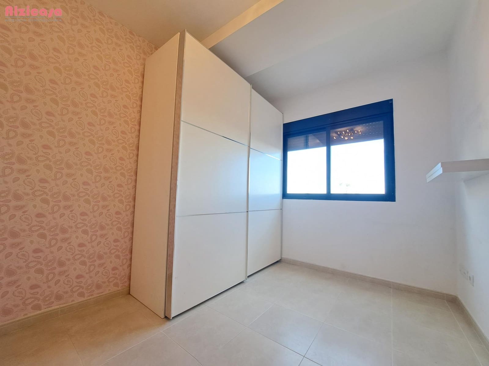 3 soveværelse Lejlighed til salg i Alberic - € 135.000 (Ref: 9437749)