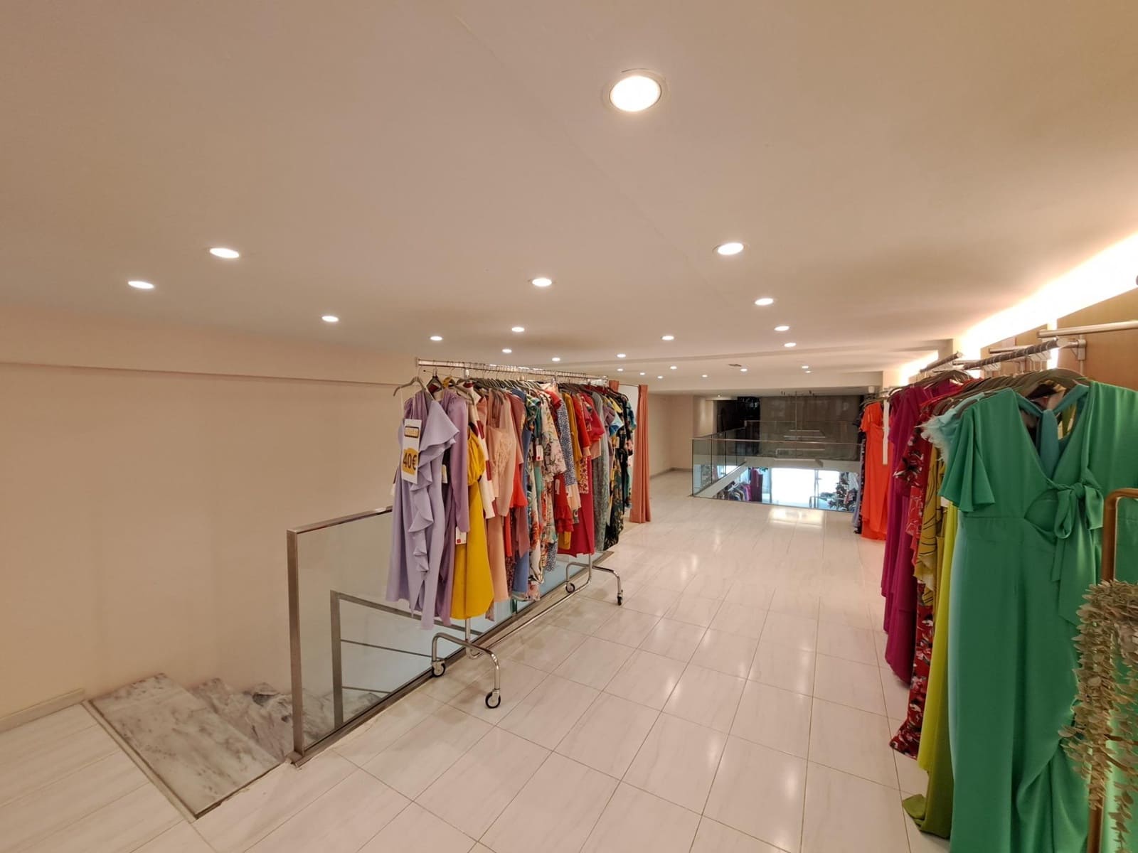 Kommersiell til salgs i Alzira - € 248 500 (Ref: 9450576)