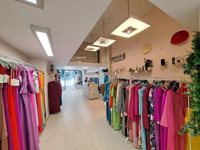 Commerciale in vendita in Alzira - 248.500 € (Rif: 9450576)