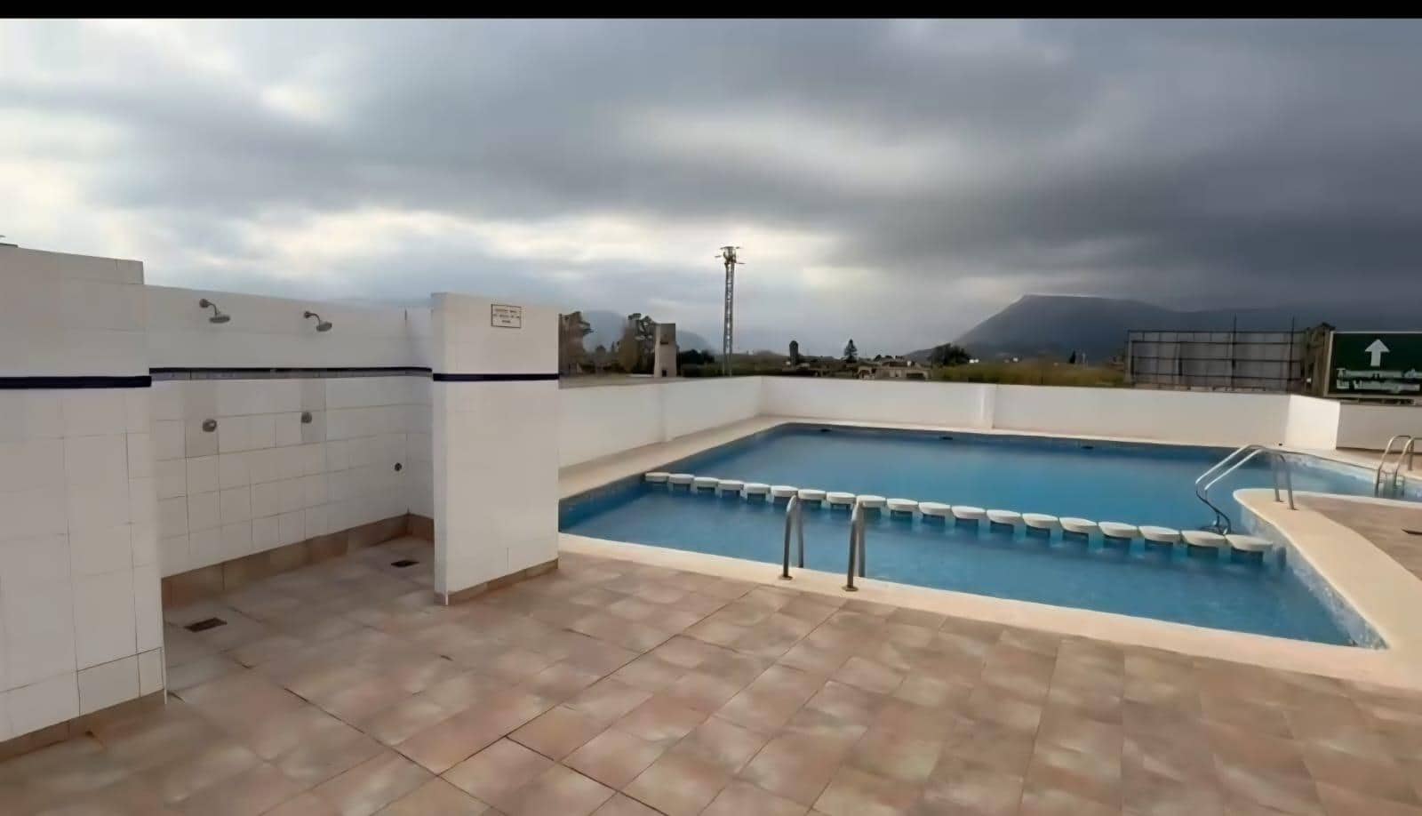 3 chambre Villa/Maison Mitoyenne à vendre à Tavernes de la Valldigna avec piscine - 215 000 € (Ref: 9462046)