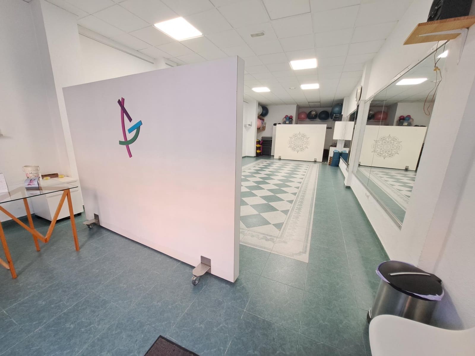 Erhverv til salg i Carcaixent - € 70.000 (Ref: 9465620)