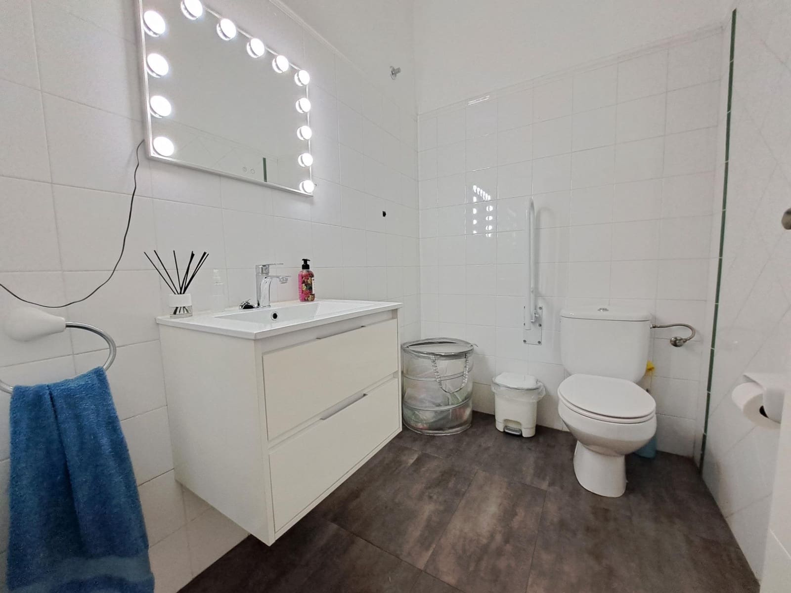 Erhverv til salg i Carcaixent - € 70.000 (Ref: 9465620)