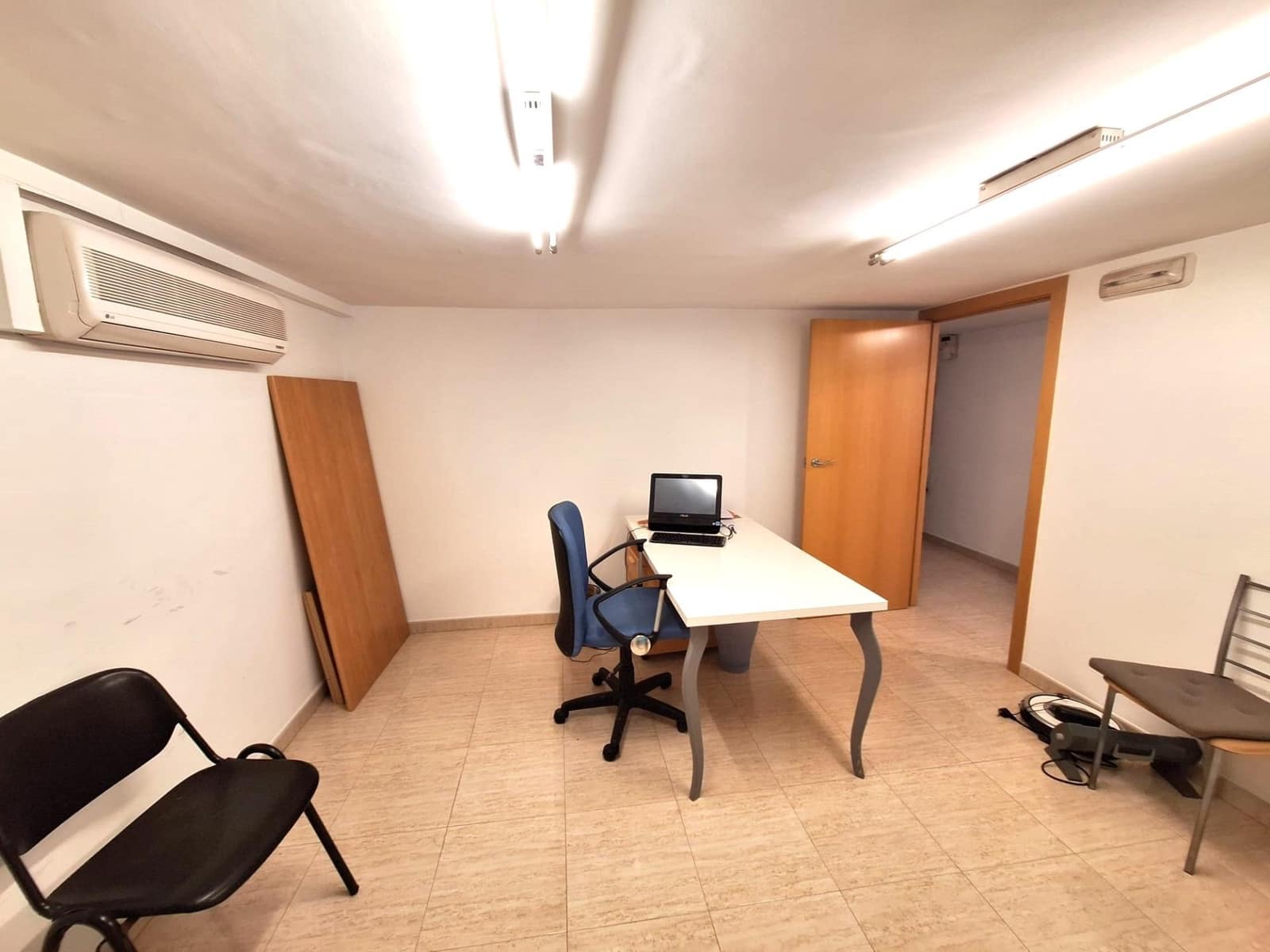 5 Zimmer Gewerbe zu verkaufen in Tavernes de la Valldigna - 77.500 € (Ref: 9468456)