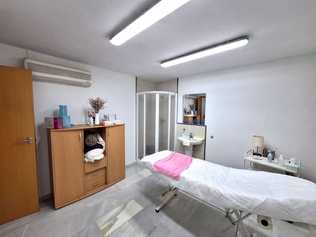 5 Zimmer Gewerbe zu verkaufen in Tavernes de la Valldigna - 77.500 € (Ref: 9468456)