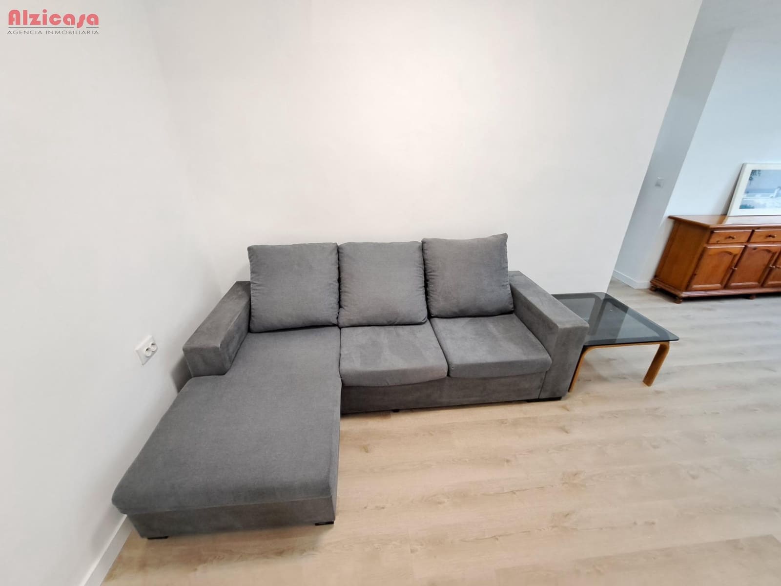 Piso de 3 habitaciones en Alzira en venta - 130.000 € (Ref: 9468457)