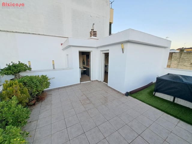 3 bedroom Townhouse for sale in Alzira with garage - € 280,000 (Ref: 9468458)