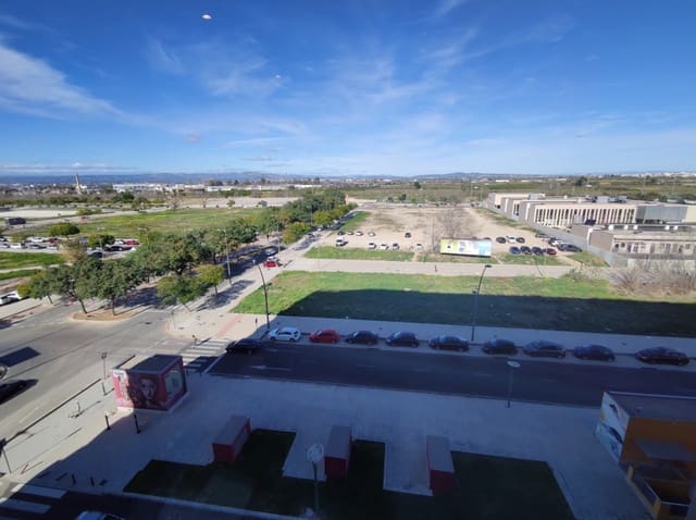 Garage for sale in Alzira - € 9,000 (Ref: 9481177)