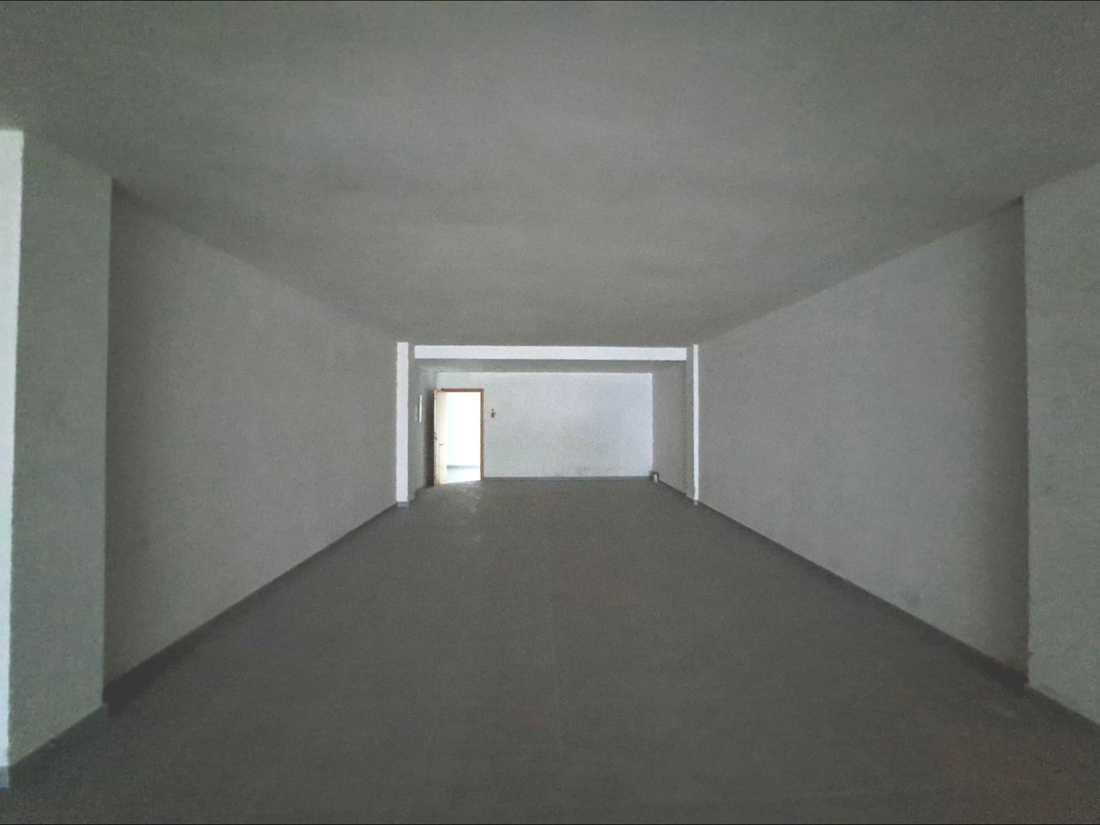 Office for sale in Alzira - € 90,000 (Ref: 9483519)