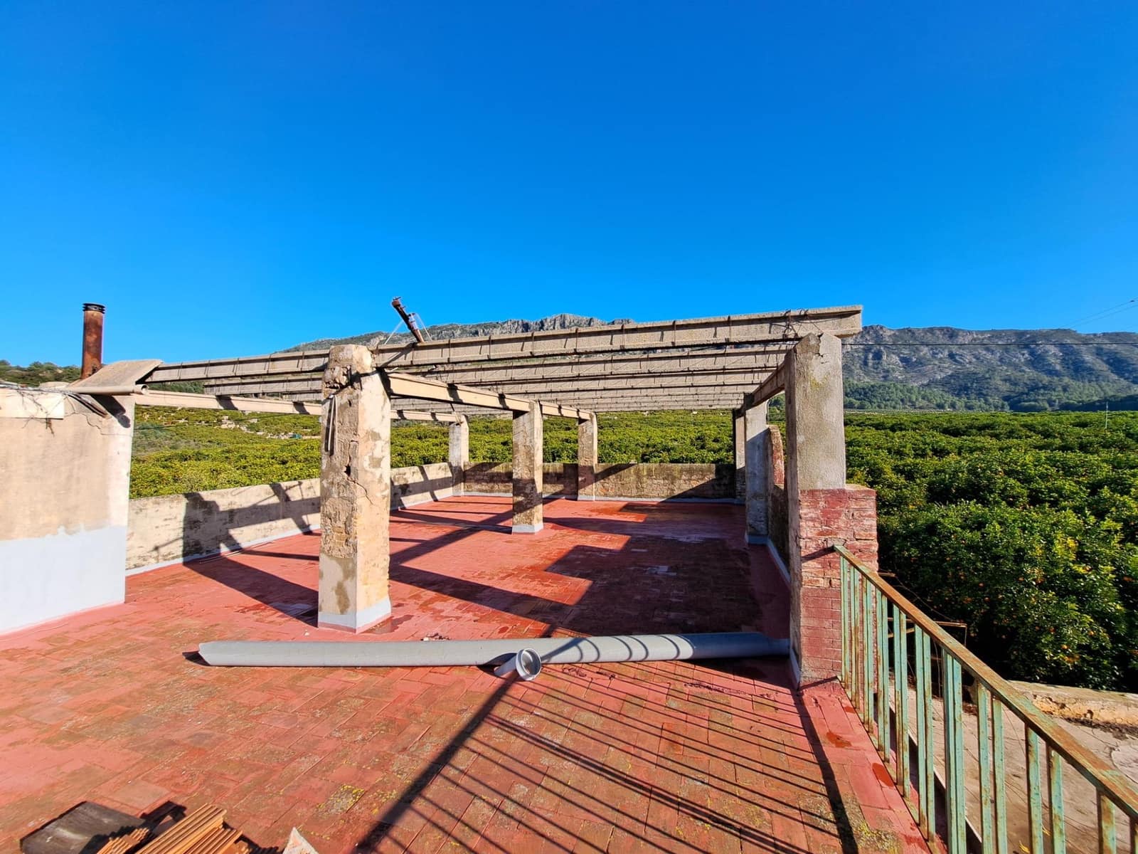 3 bedroom Finca/Country House for sale in Alzira with pool garage - € 140,000 (Ref: 9483520)