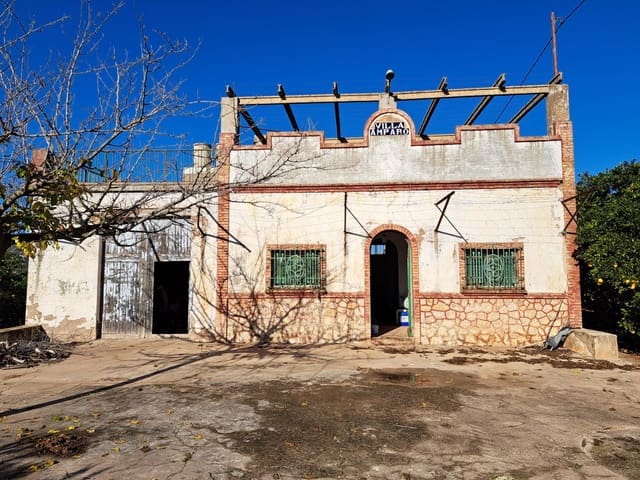 Finca/Casa Rural de 3 habitaciones en Alzira en venta con piscina garaje - 140.000 € (Ref: 9483520)