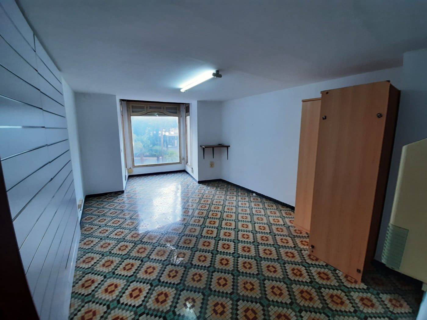 Commercial for rent in Alzira - € 500 (Ref: 9491300)