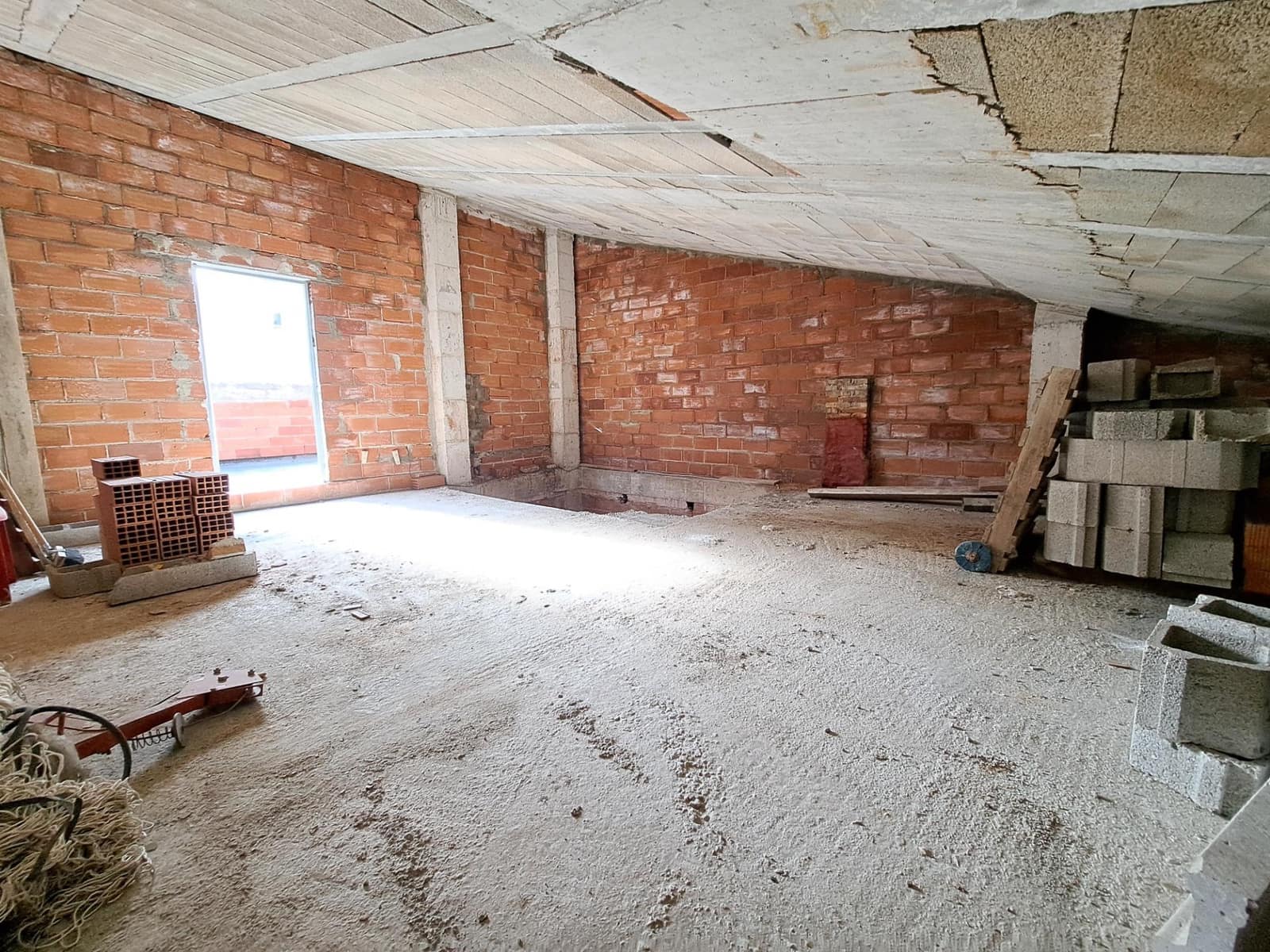 Casa en Alzira en venta con garaje - 185.000 € (Ref: 9494592)