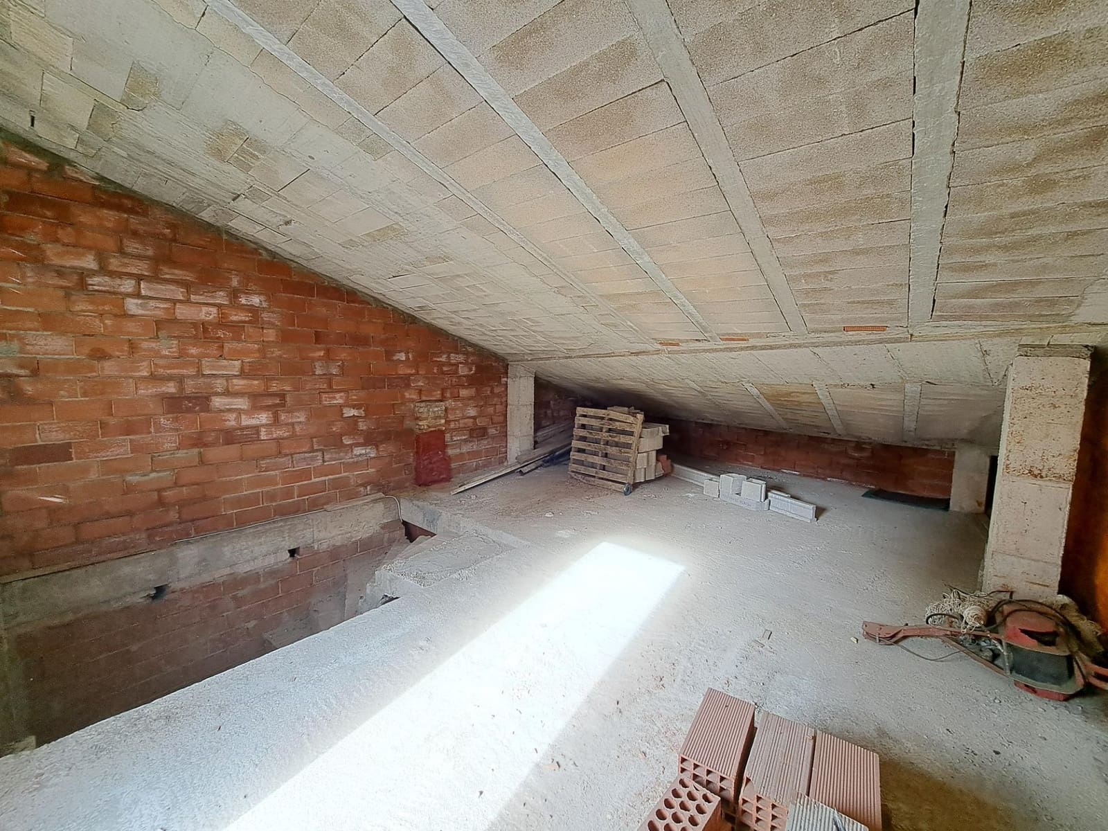 Casa en Alzira en venta con garaje - 185.000 € (Ref: 9494592)