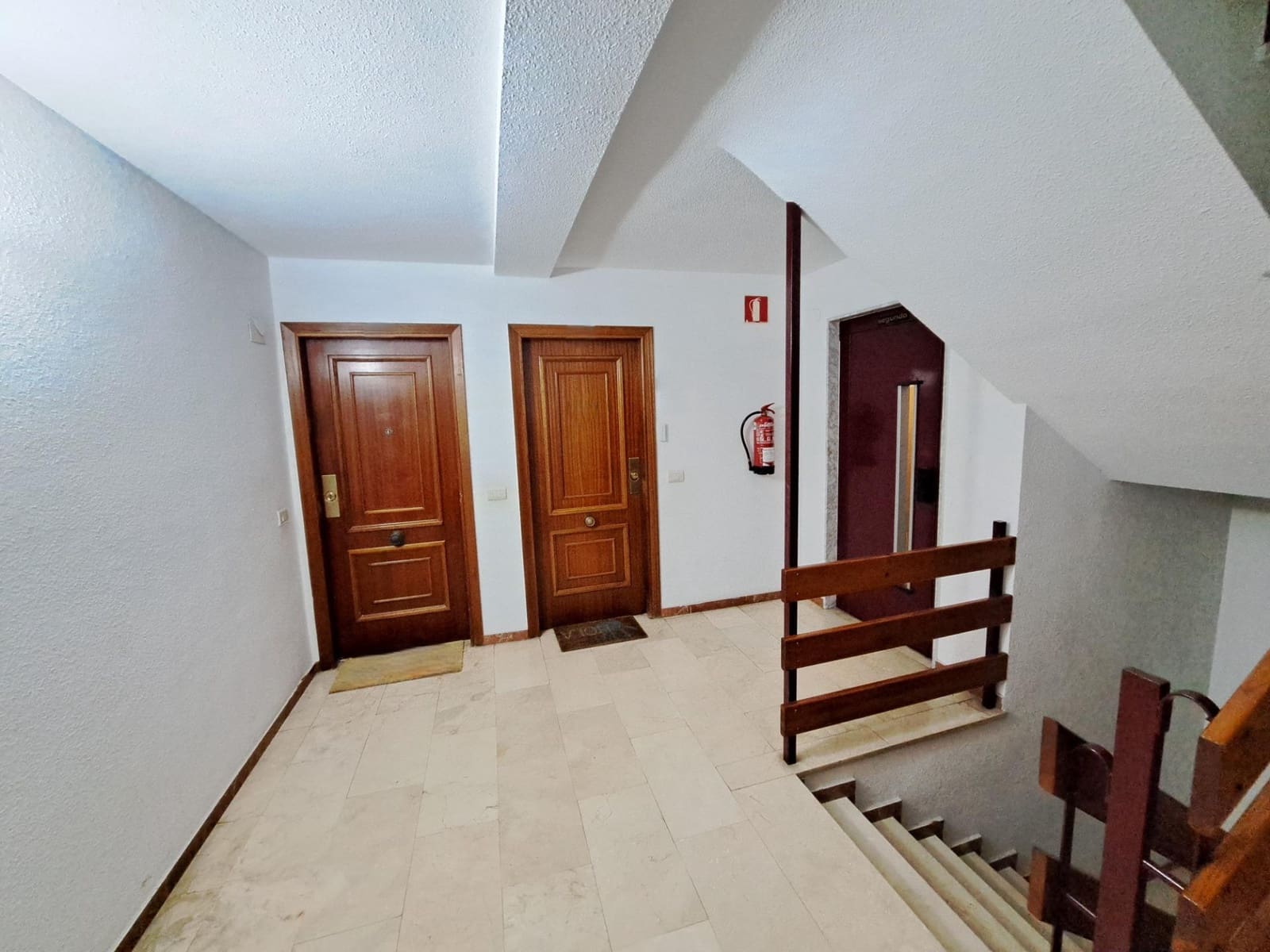 4 bedroom Flat for sale in Alzira - € 160,000 (Ref: 9502245)