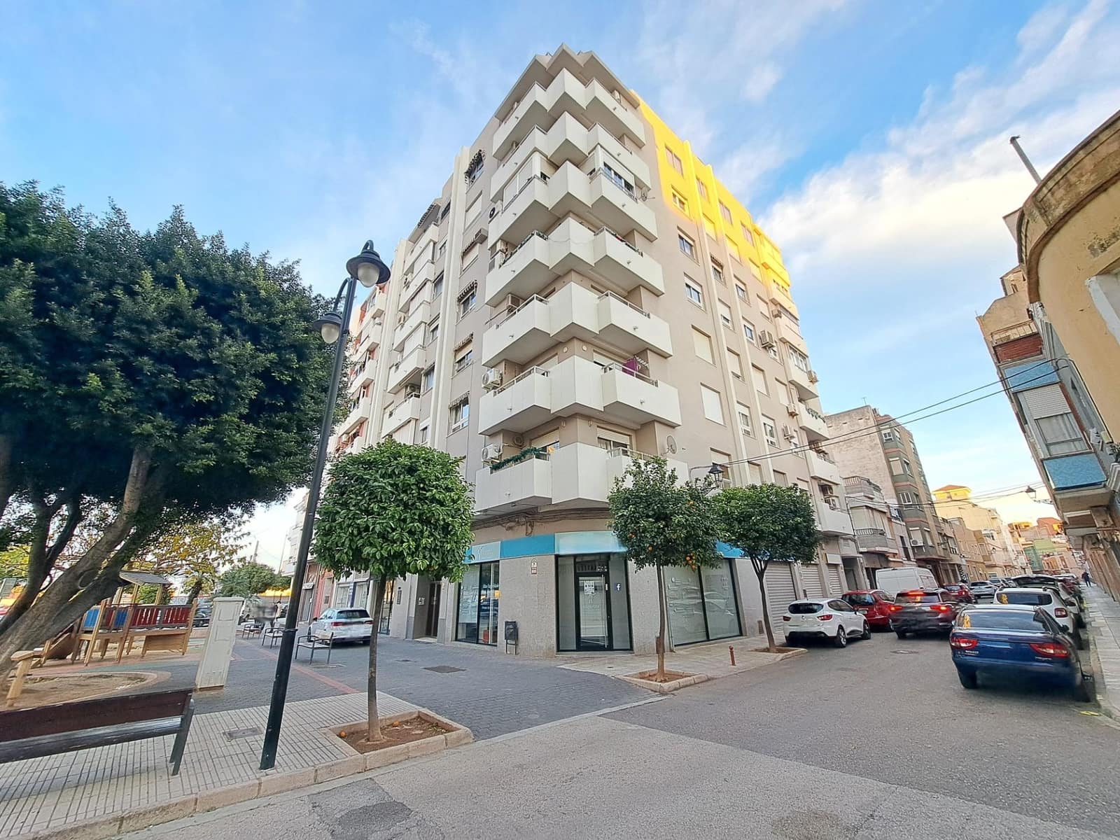 4 bedroom Flat for sale in Alzira - € 160,000 (Ref: 9502245)