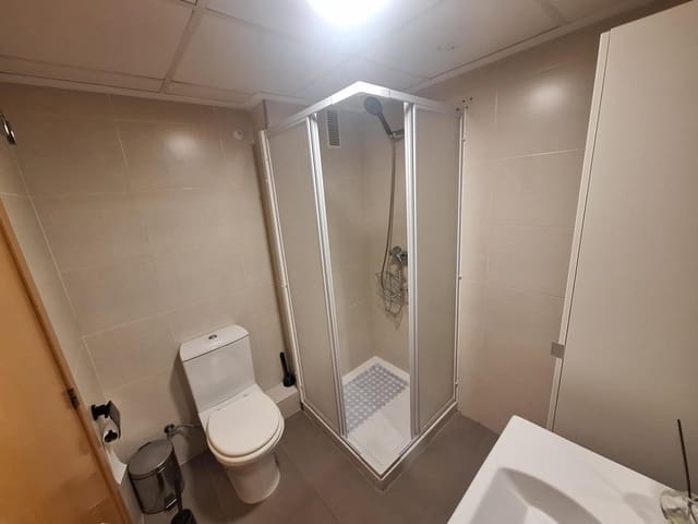 2 bedroom Flat for rent in Alzira - € 800 (Ref: 9508842)