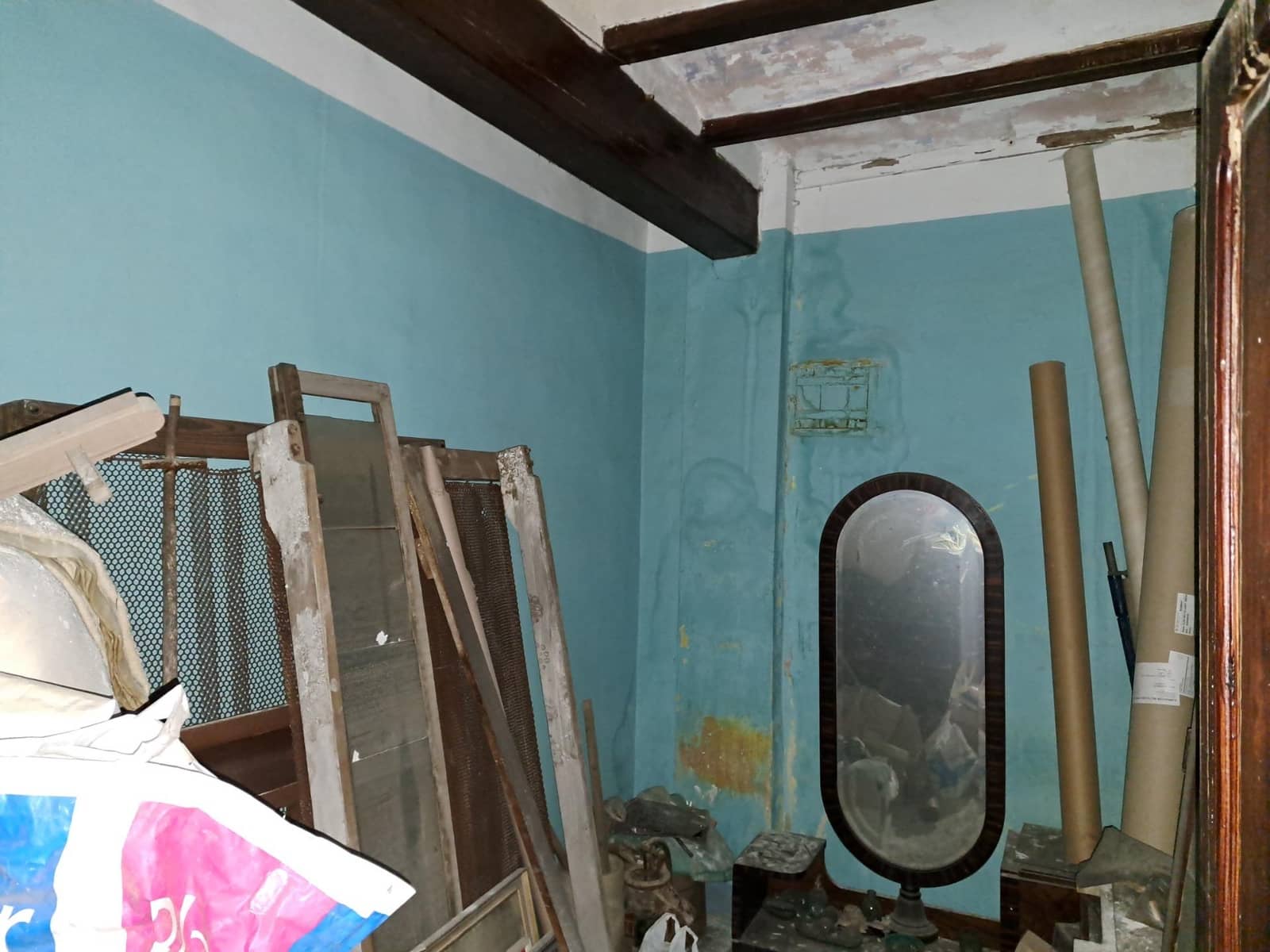 4 makuuhuone Omakotitalo myytävänä paikassa Alzira mukana 
autotalli - 48 000 € (Ref: 9508843)